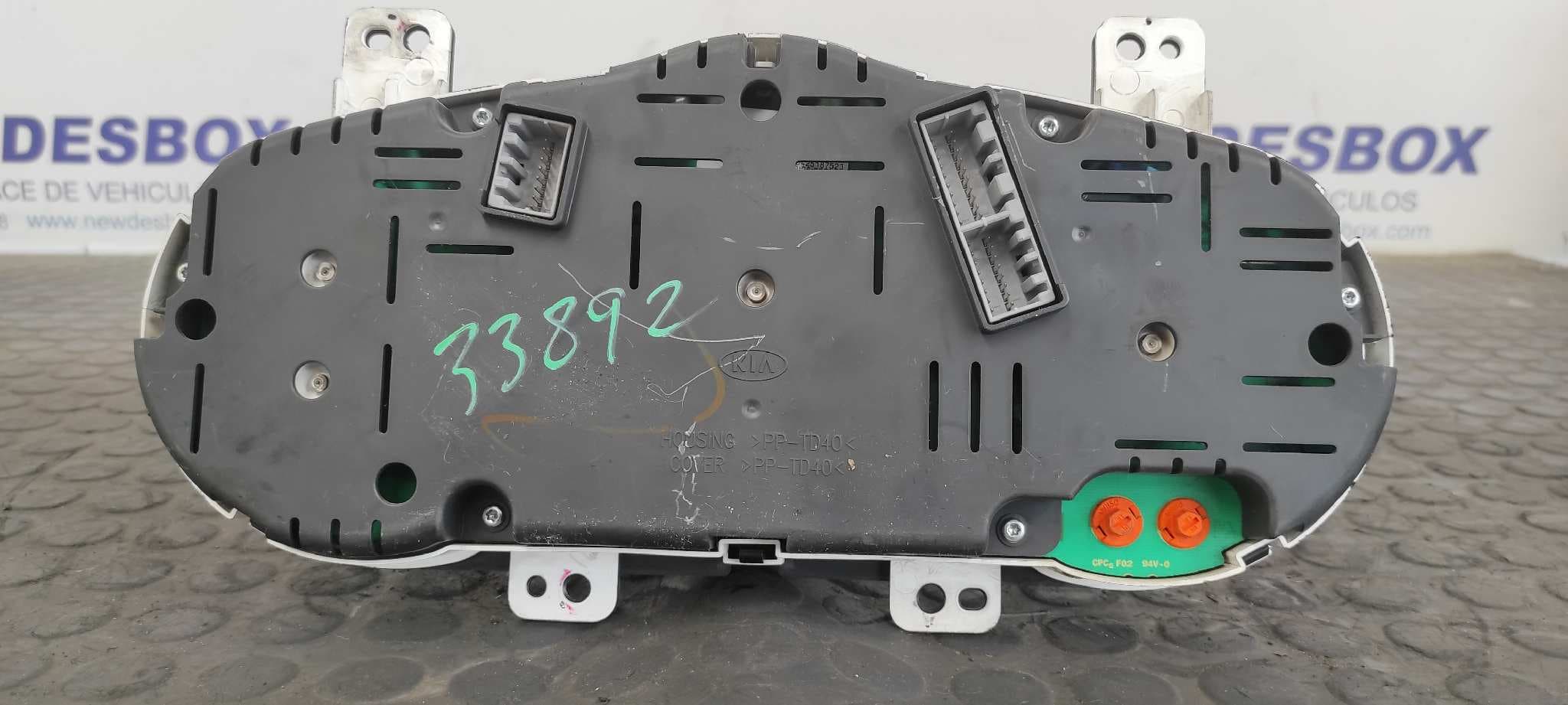 Recambio de CUADRO INSTRUMENTOS para KIA SOUL D4FB referencia OEM IAM 940032K590   - BLANCO 5