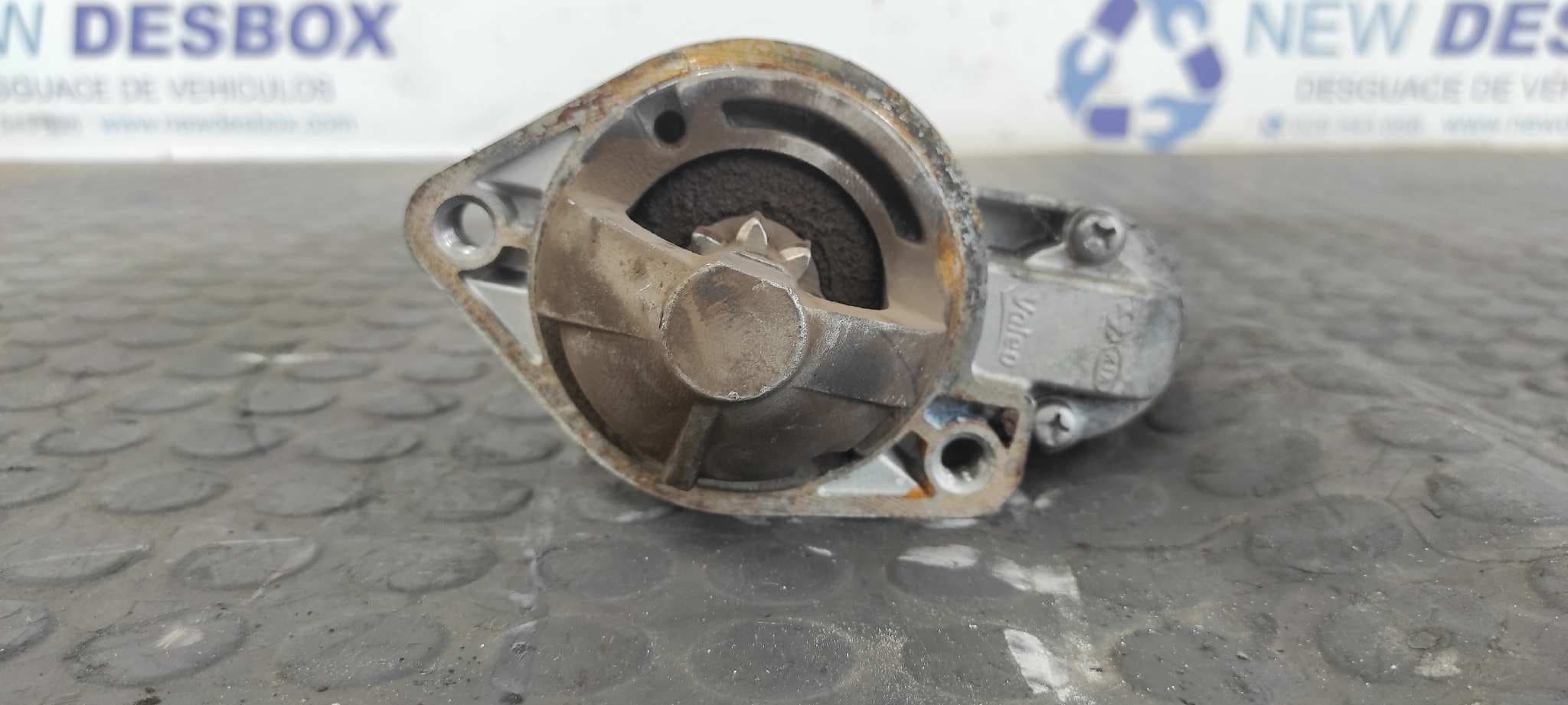 Recambio de MOTOR ARRANQUE para KIA SOUL 1.6 CRDi CAT D4FB referencia OEM IAM 361002A300   - BLANCO 7