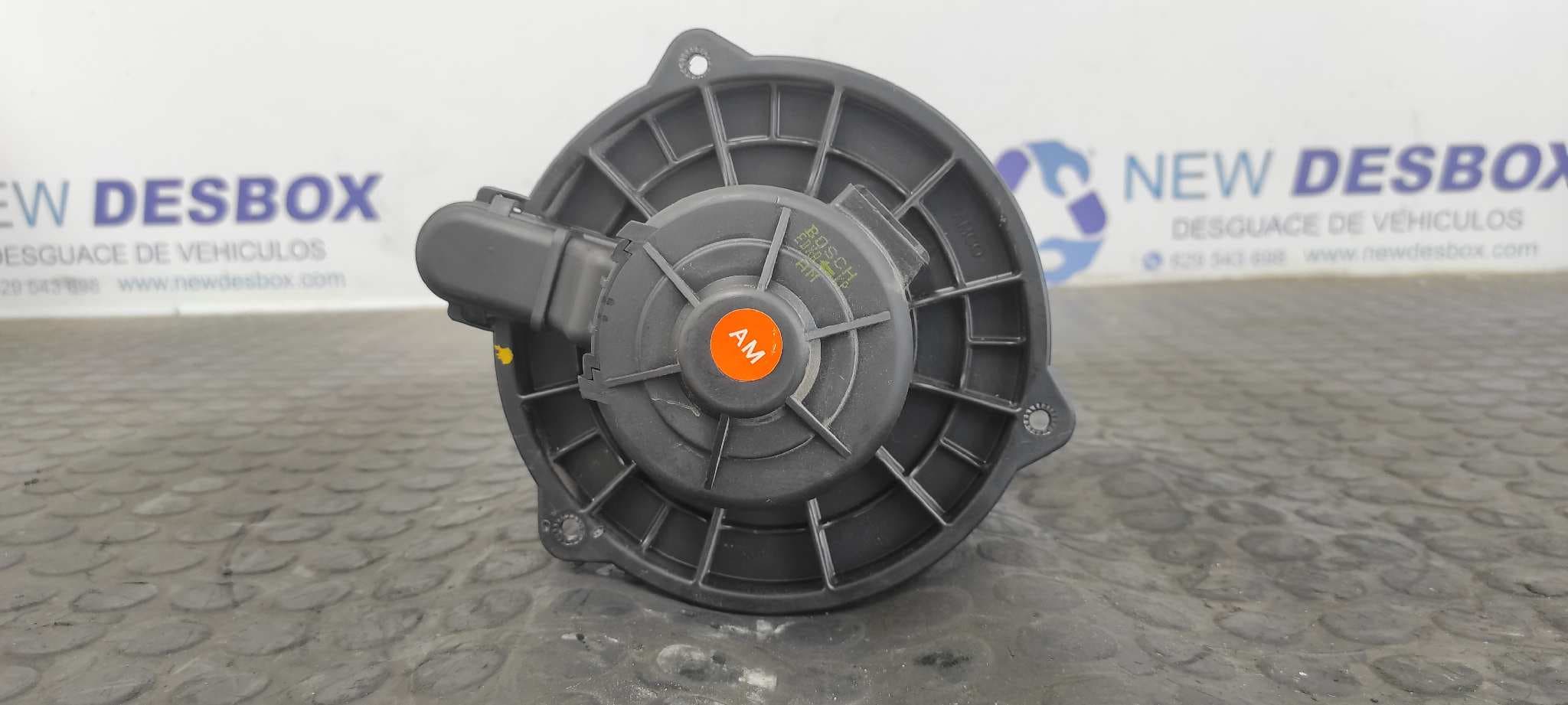 Recambio de MOTOR CALEFACCION para KIA SOUL 1.6 CRDi CAT D4FB referencia OEM IAM F00S330024   - BLANCO 2