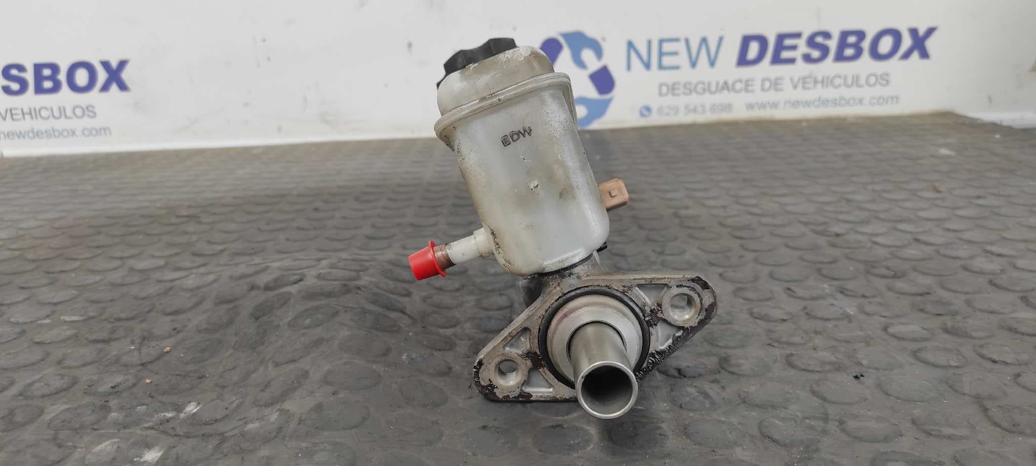 Recambio de BOMBA FRENO para KIA SOUL 1.6 CRDi CAT D4FB referencia OEM IAM 221993 MANDO    - BLANCO 2