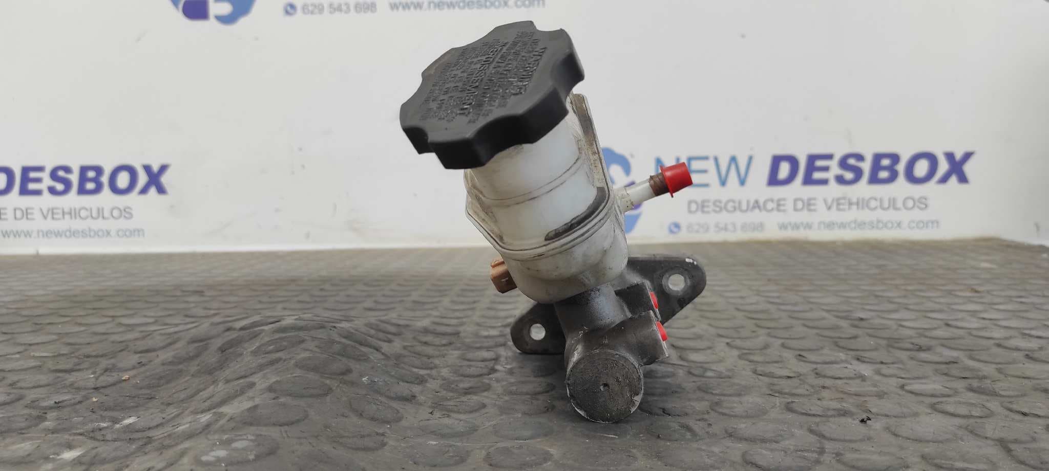 Recambio de BOMBA FRENO para KIA SOUL 1.6 CRDi CAT D4FB referencia OEM IAM 221993 MANDO    - BLANCO 4