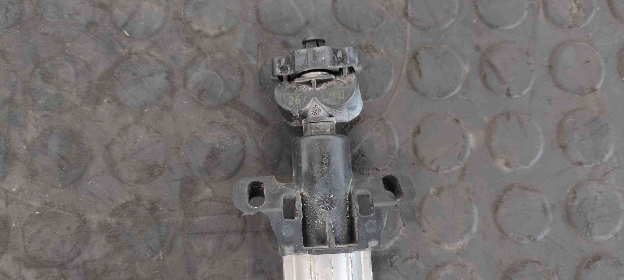 Recambio de LAVAFAROS  DERECHO  para FORD GRAND C-MAX Titanium UFDB referencia OEM IAM 1491306542   - BLANCO 5