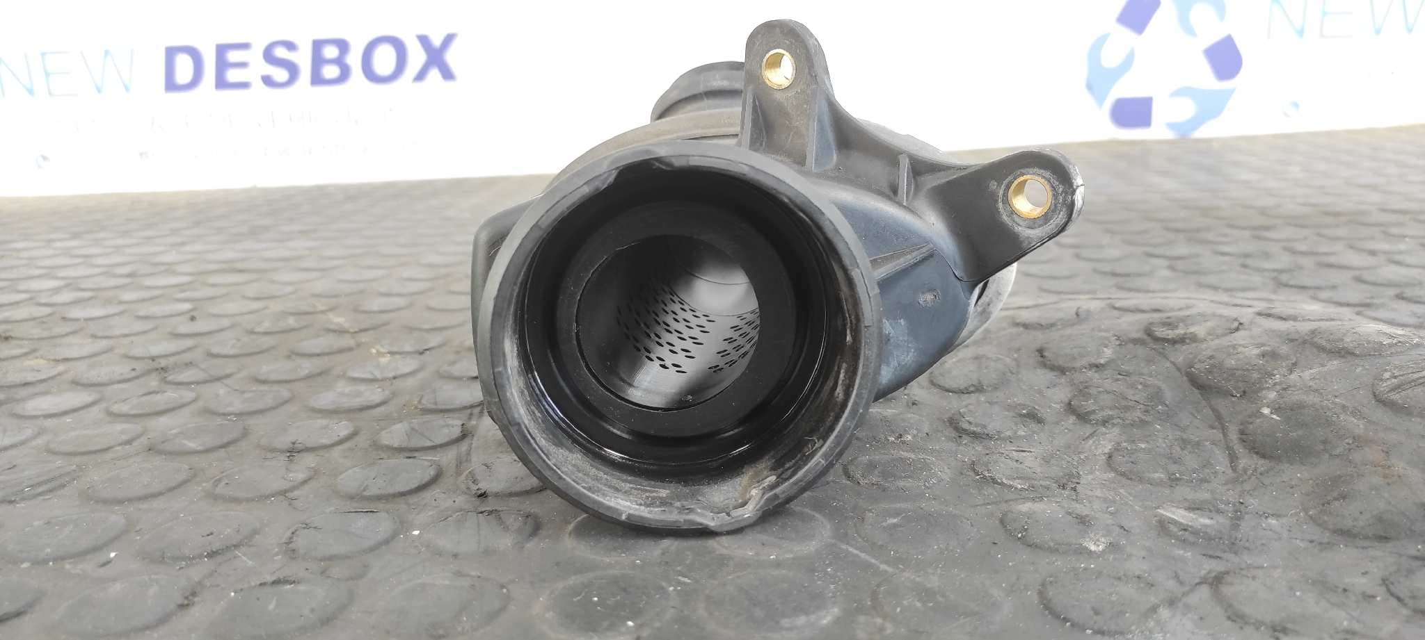 Recambio de TUBO PRESION TURBOCOMPRESOR para MERCEDES-BENZ CLASE C (W204) BERLINA 2.2 CDI CAT OM646811 referencia OEM IAM A6460981007   - BLANCO 3