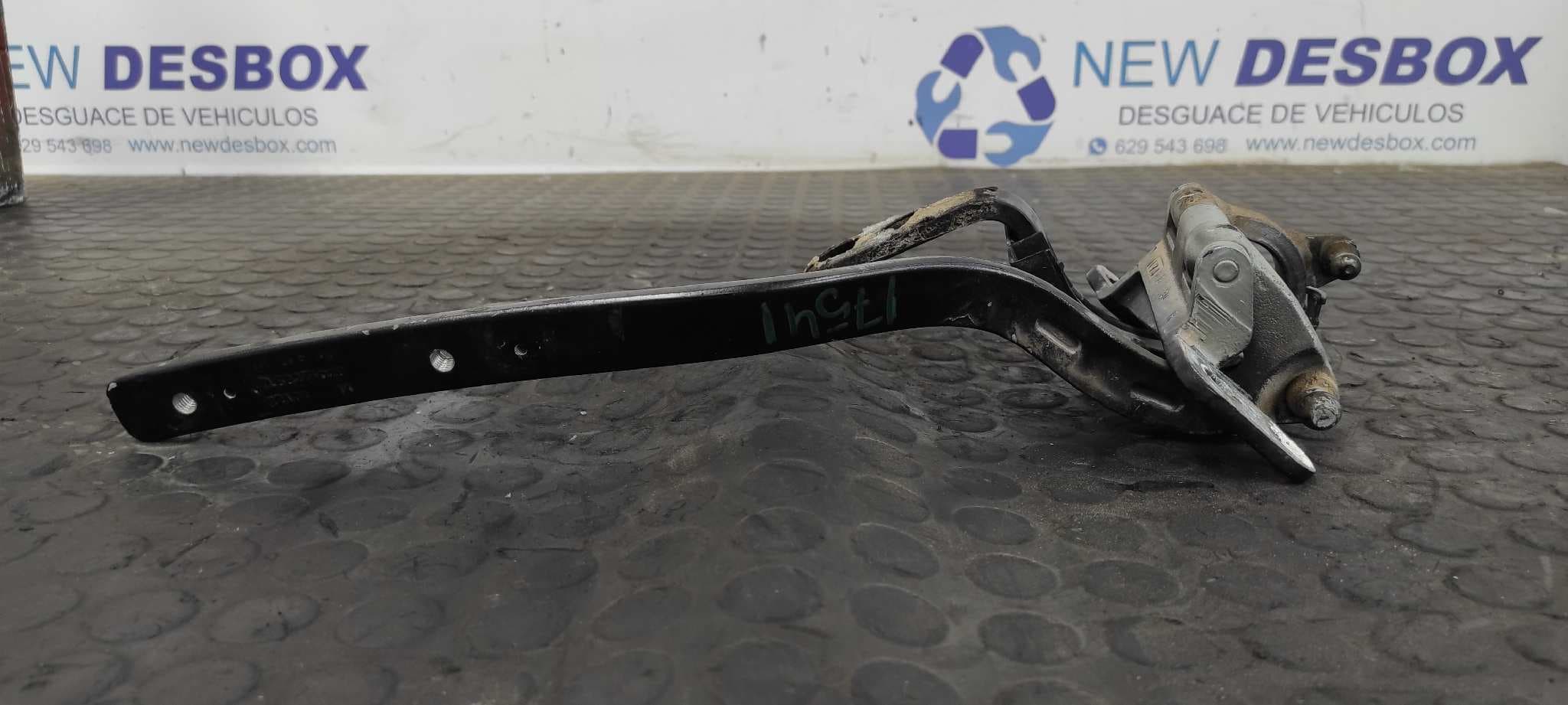 Recambio de PORTON TRASERO para VOLKSWAGEN TOUAREG (7LA) TDI R5 BAC referencia OEM IAM 7L6827302B   - NEGRO 3