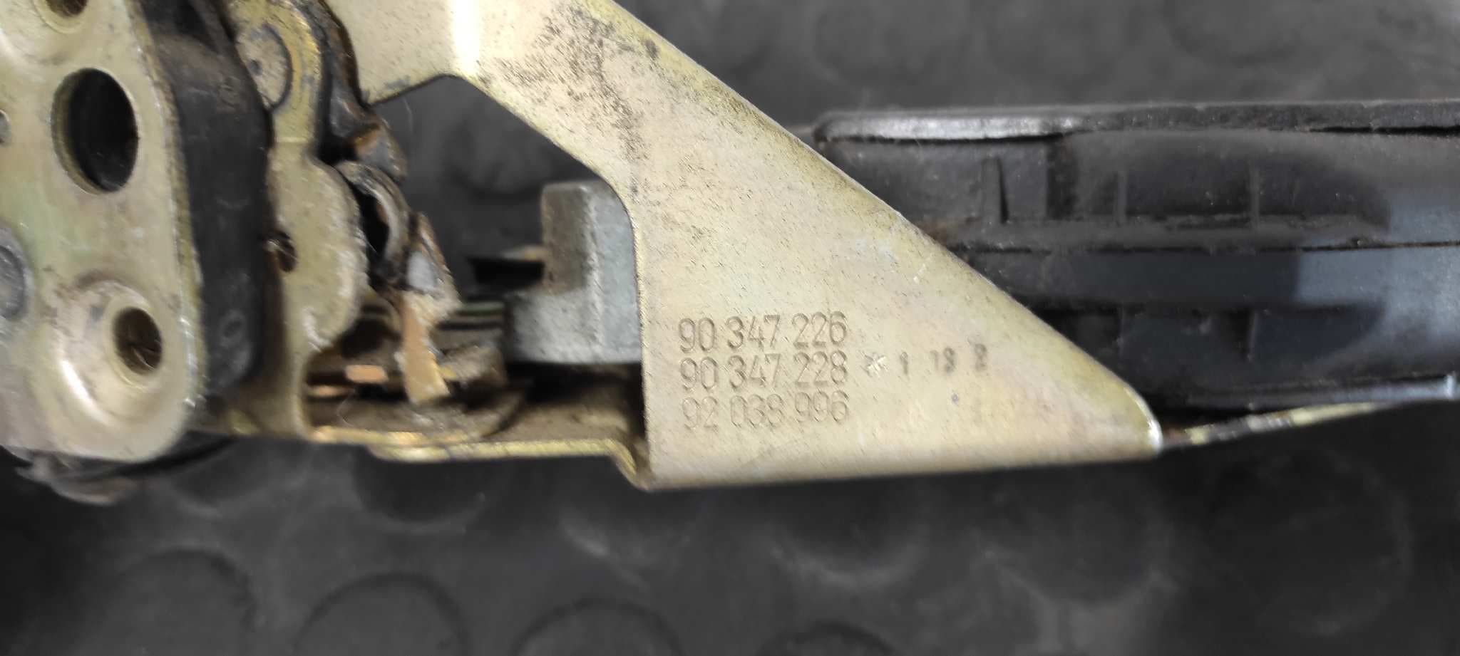 Recambio de CERRADURA PUERTA DELANTERA DERECHA para OPEL CALIBRA 2.0 referencia OEM IAM 90377706 4