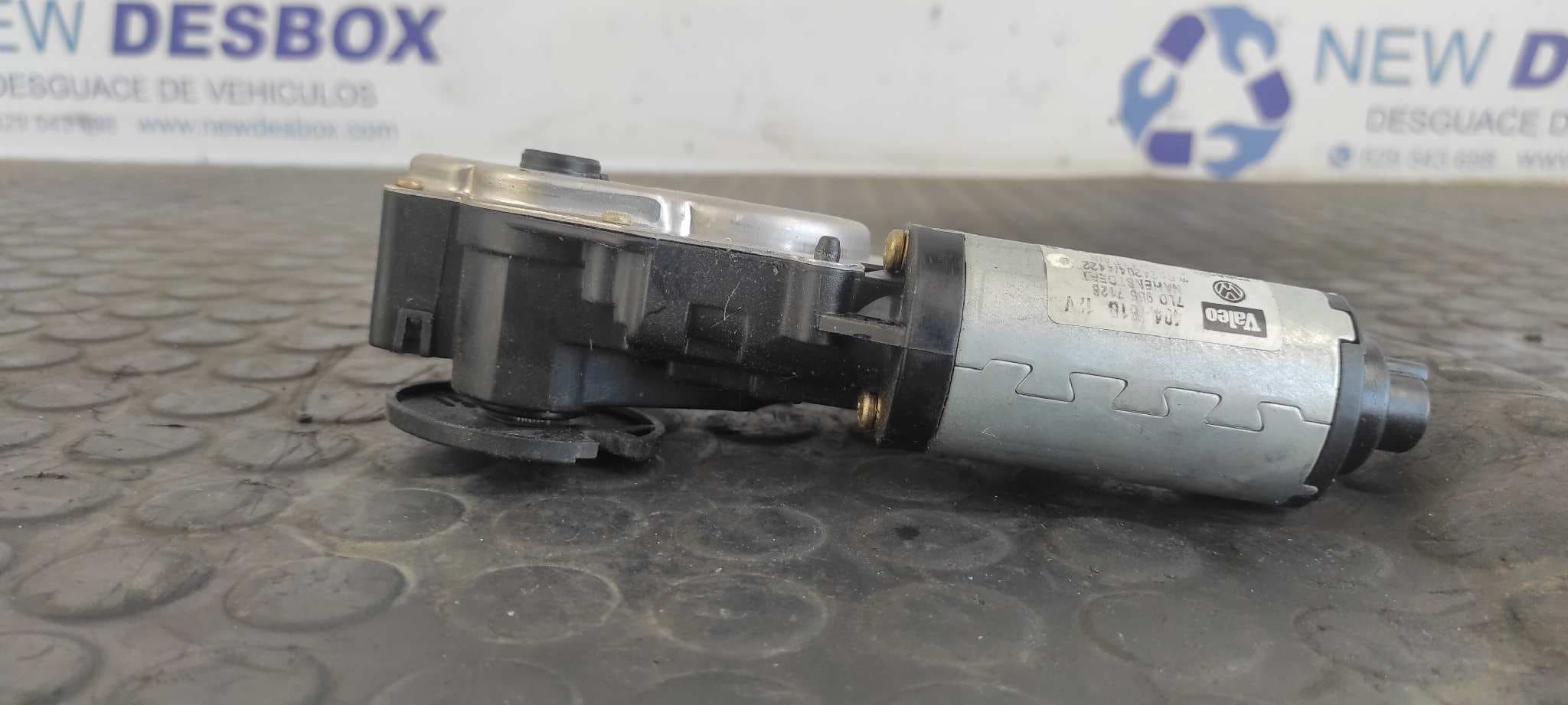 Recambio de MOTOR LIMPIA TRASERO para VOLKSWAGEN TOUAREG (7LA) TDI R5 BAC referencia OEM IAM 7L0955712B   - NEGRO 4
