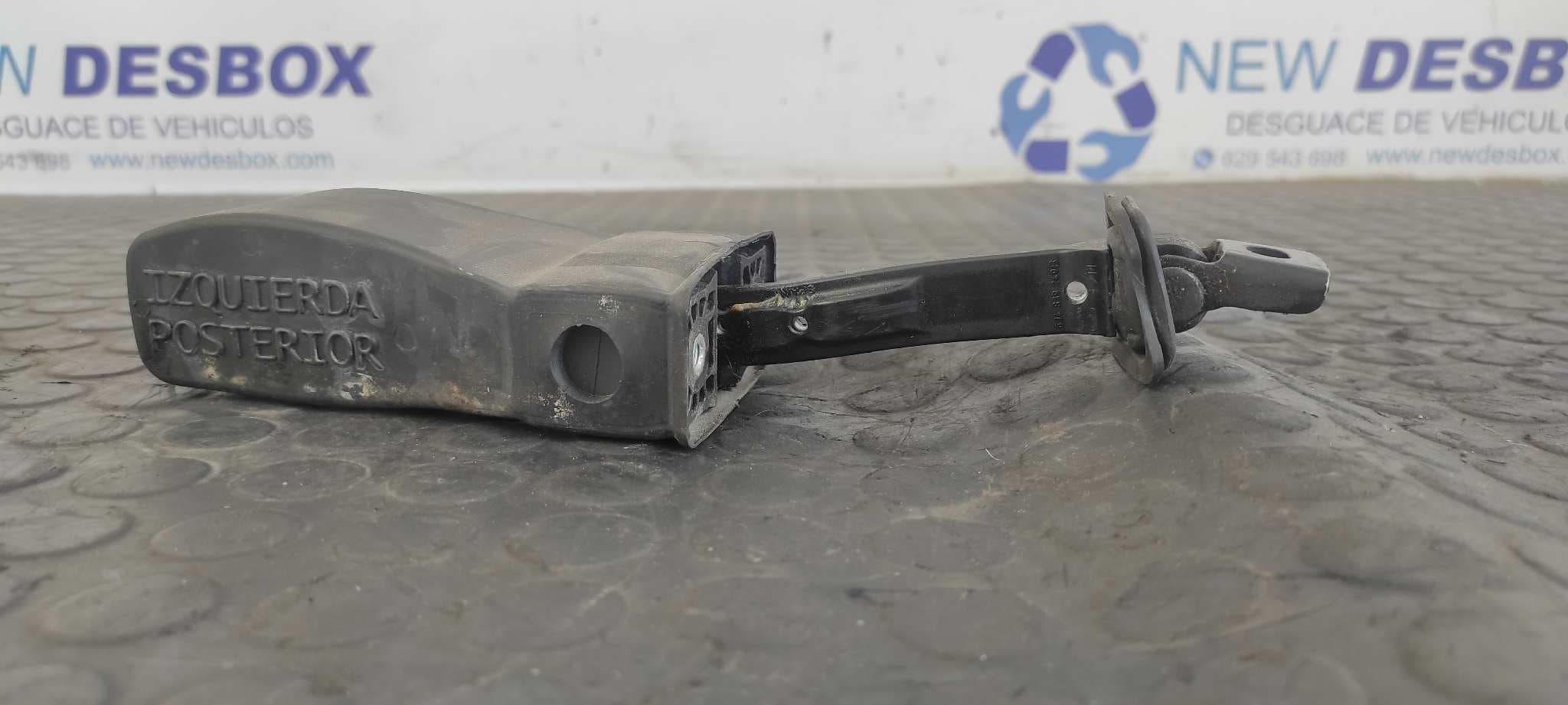 Recambio de RETENEDOR PUERTA DERECHA para SEAT IBIZA SC (6P5) FR Crono CUT referencia OEM IAM 6J4839249B   - BLANCO 2