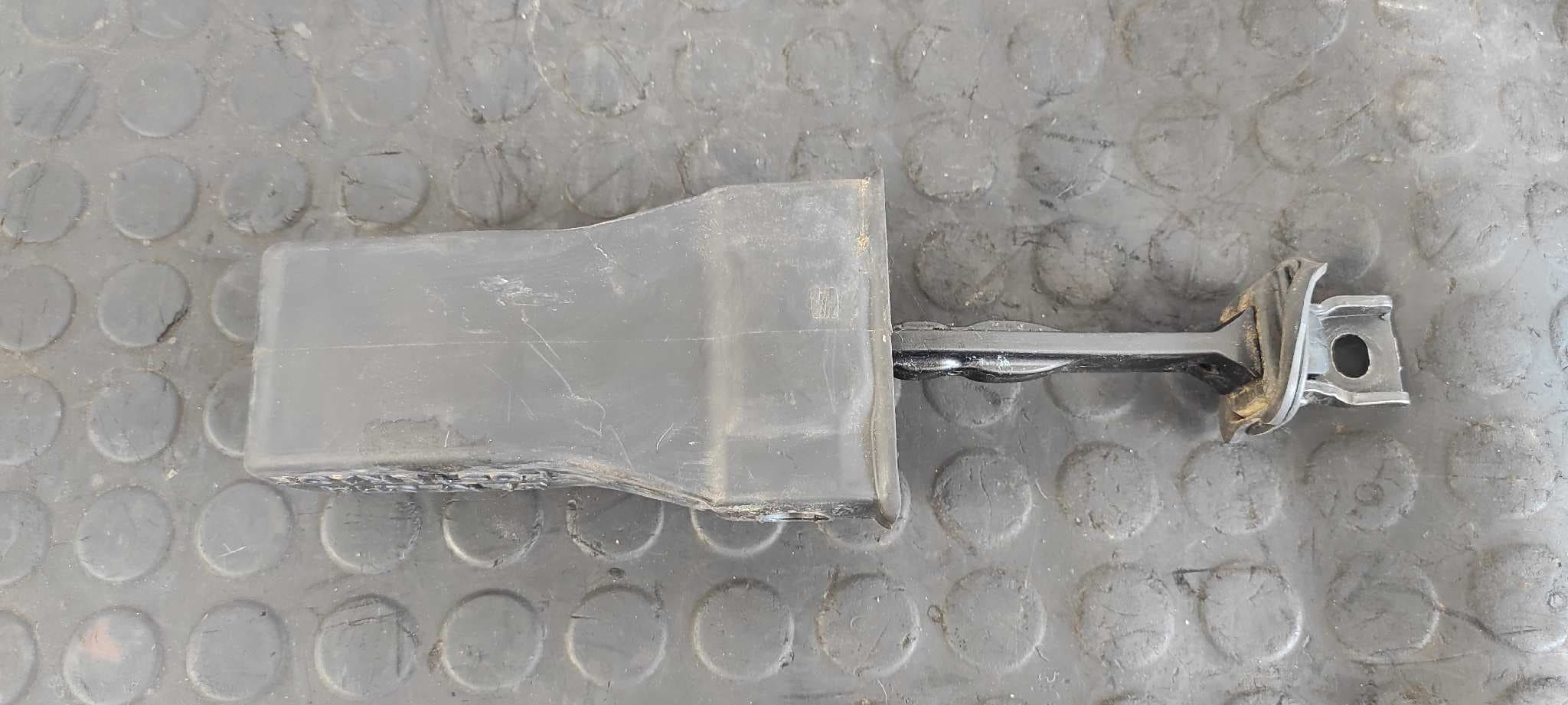 Recambio de RETENEDOR PUERTA IZQUIERDA  para SEAT IBIZA SC (6P5) FR Crono CUT referencia OEM IAM 6J4839249B   - BLANCO 2
