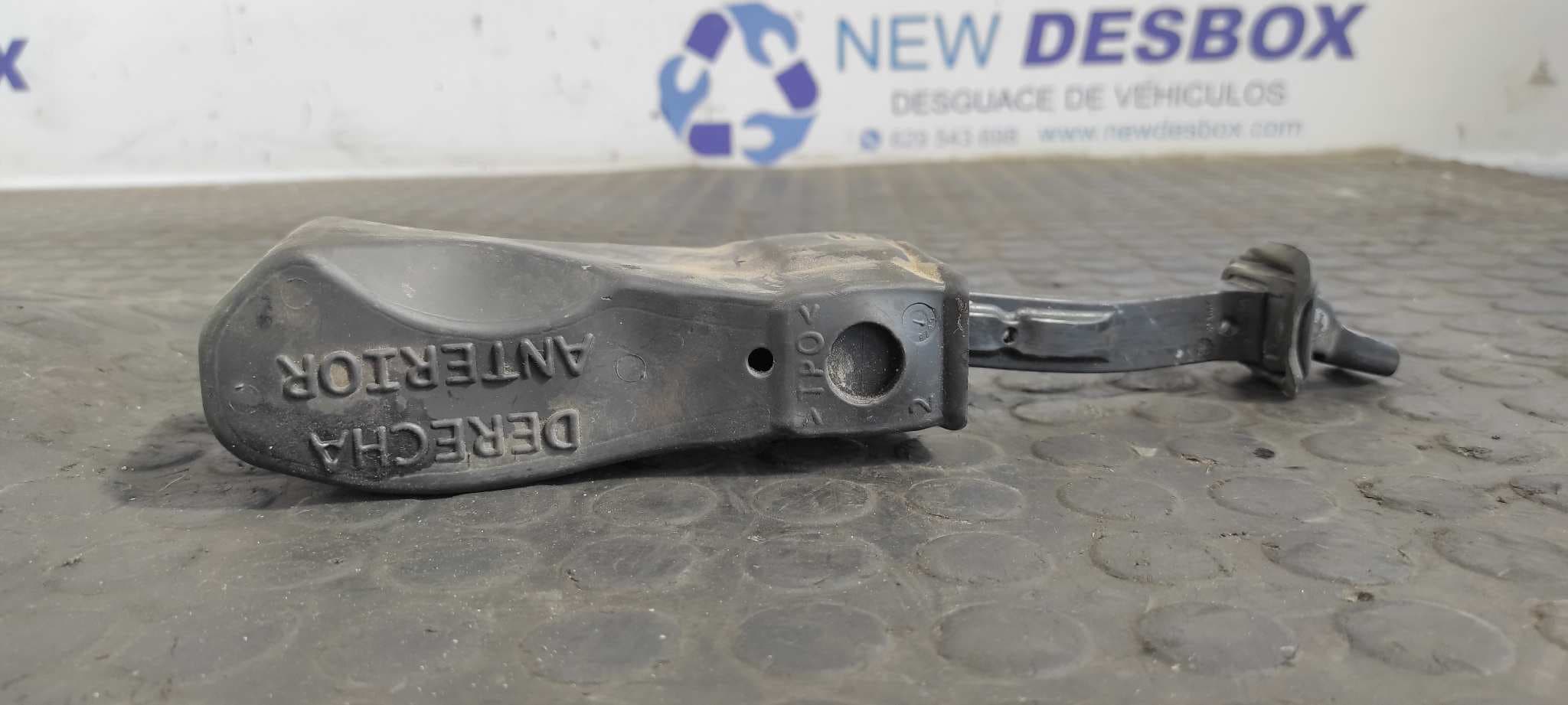 Recambio de RETENEDOR PUERTA DERECHA para SEAT IBIZA SC (6P5) FR Crono CUT referencia OEM IAM 6J0837249B   - BLANCO 6