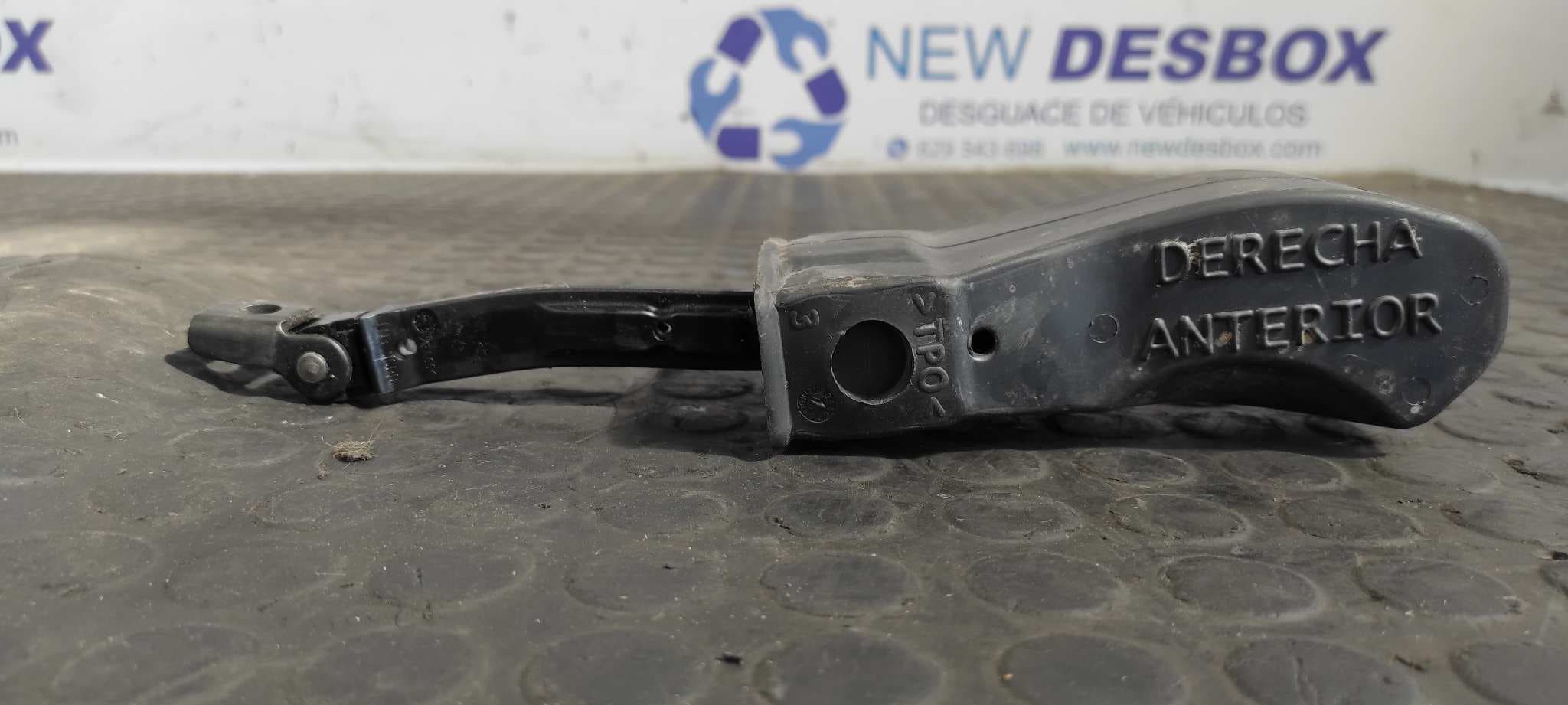 Recambio de RETENEDOR PUERTA IZQUIERDA  para SEAT IBIZA SC (6P5) FR Crono CUT referencia OEM IAM 6J0837249D   - BLANCO 5