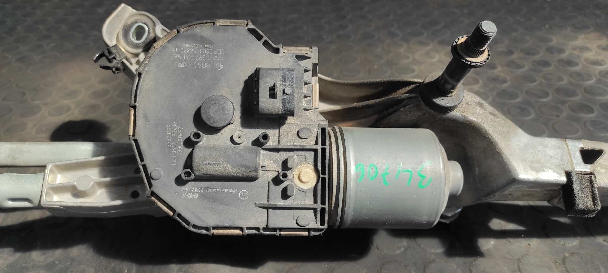 Recambio de MOTOR LIMPIA DELANTERO para MERCEDES-BENZ CLASE C (W204) BERLINA 2.2 CDI CAT OM646811 referencia OEM IAM 1397220567   - BLANCO 6
