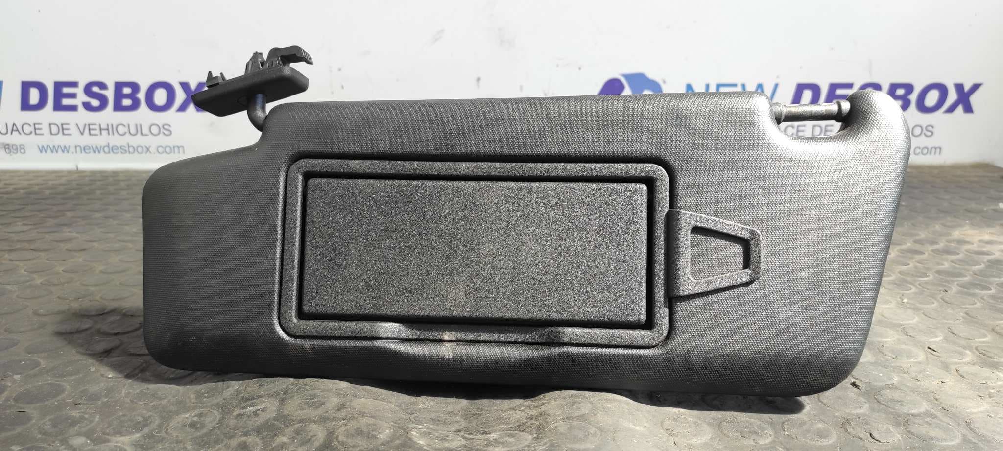 Recambio de PARASOL IZQUIERDO para MERCEDES-BENZ CLASE C (W204) BERLINA 2.2 CDI CAT OM646811 referencia OEM IAM 071210113619   - BLANCO