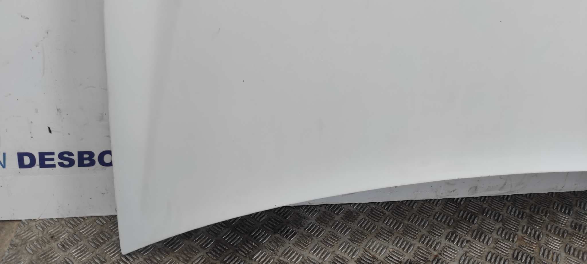 Recambio de CAPO para MERCEDES-BENZ VITO MIXTO 06.2003 -> 646982 referencia OEM IAM    - BLANCO 7
