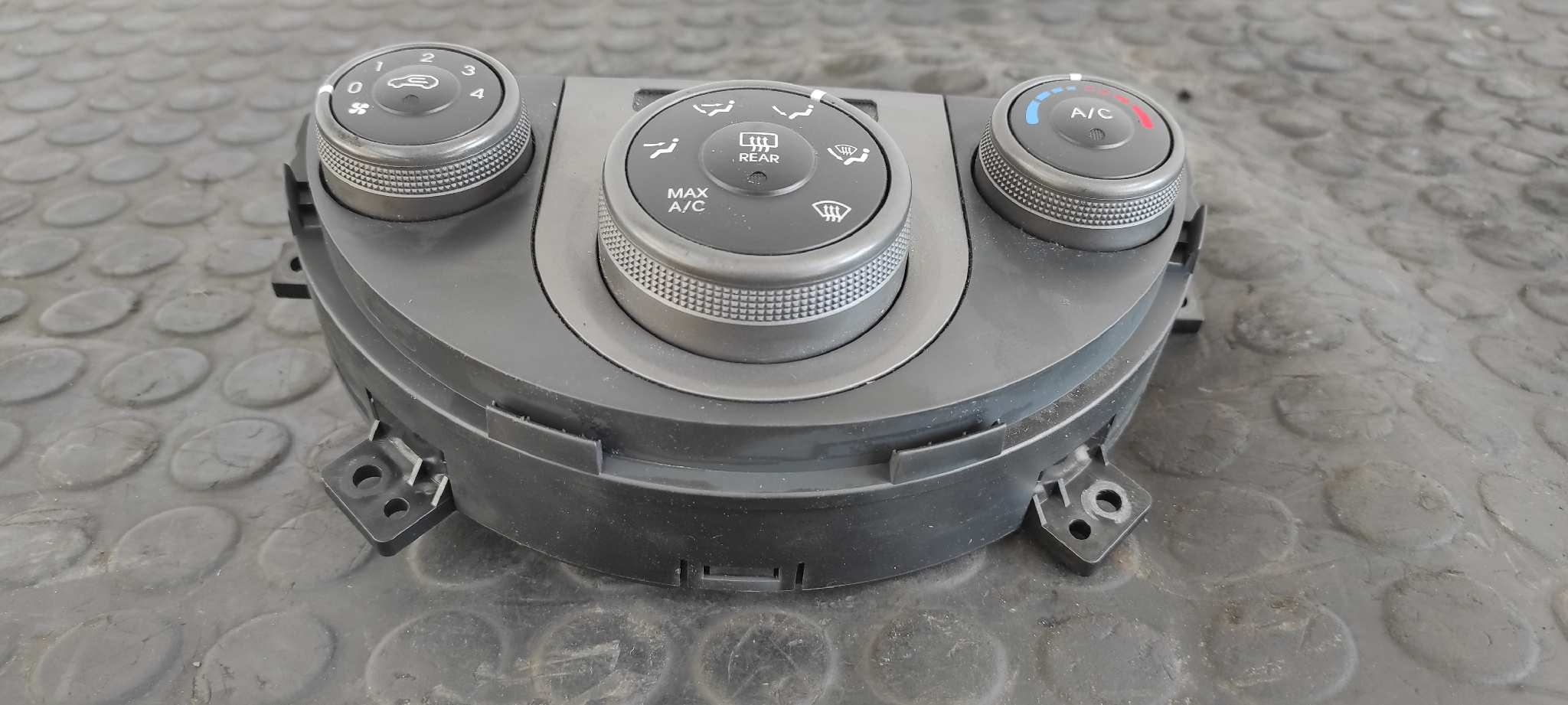 Recambio de MANDO CLIMATIZADOR para KIA SOUL D4FB referencia OEM IAM 972502KXXX   - BLANCO 6