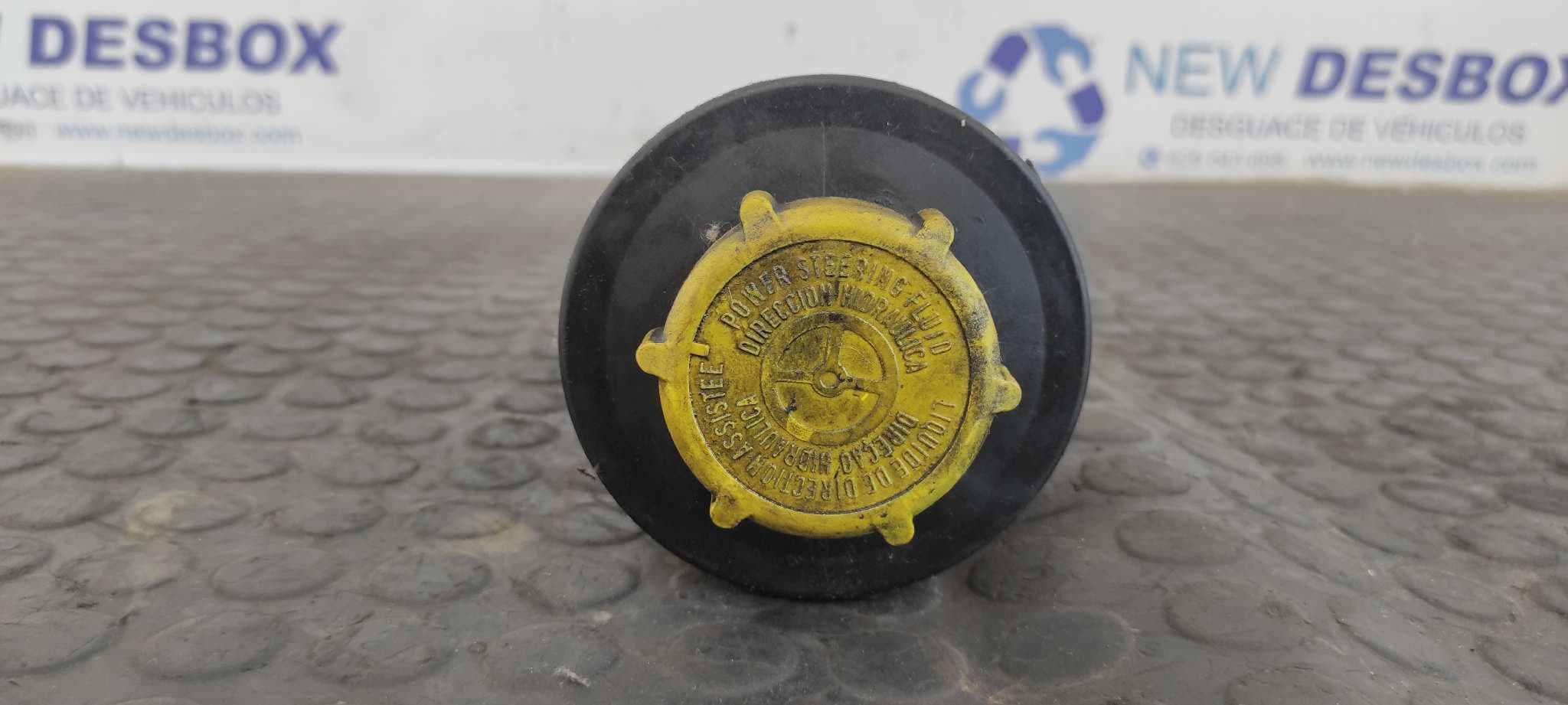 Recambio de DEPOSITO SERVO para FORD TRANSIT CAJA ABIERTA '06 FT 330 K   Cabina simple, corta H9FB referencia OEM IAM YC153R700AA   - BLANCO 5