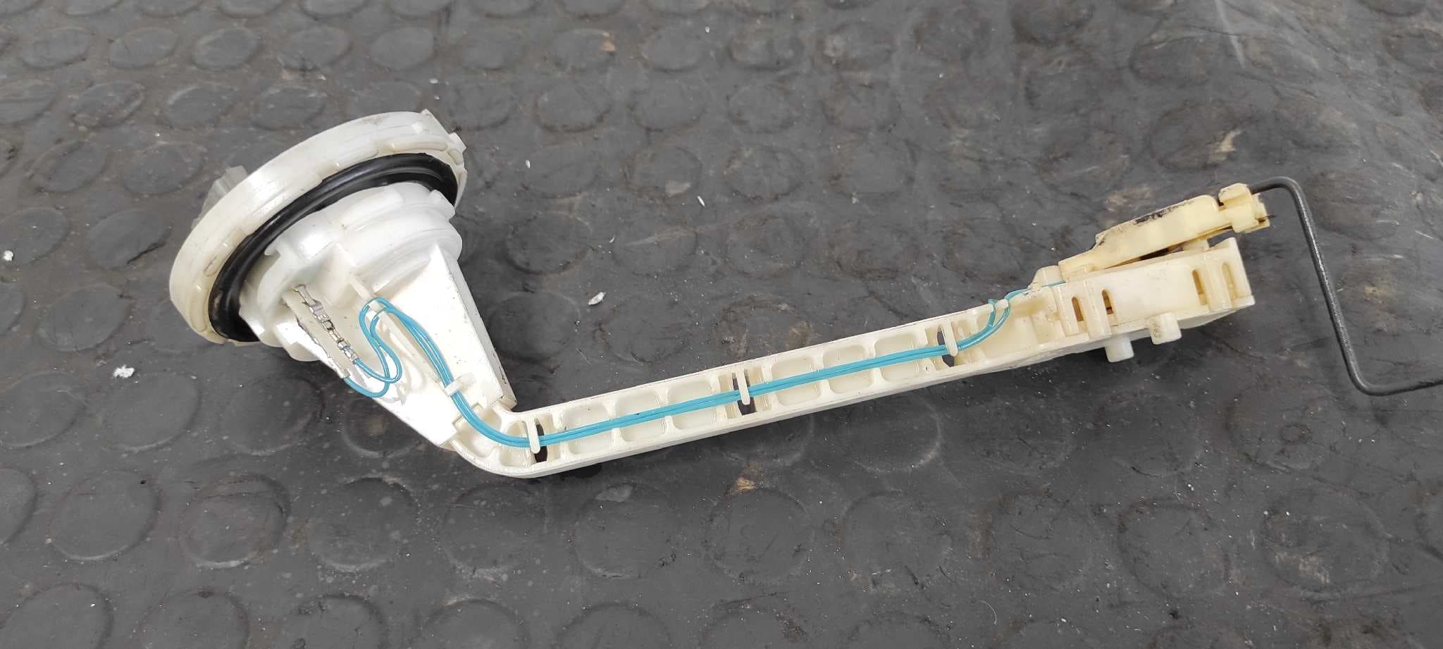 Recambio de AFORADOR para MERCEDES-BENZ CLASE E (W210) BERLINA DIESEL 2.2 CDI CAT 611961 referencia OEM IAM A2105421617   - NEGRO 3