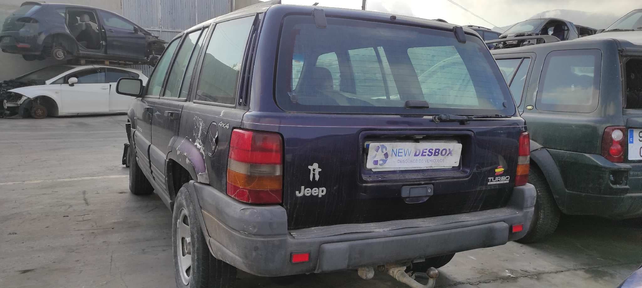 Recambio de PARAGOLPES DELANTERO para CHRYSLER JEEP GR.CHEROKEE (ZJ)/(Z) 2.5 TD Canyon DM52 referencia OEM IAM   - AZUL 2