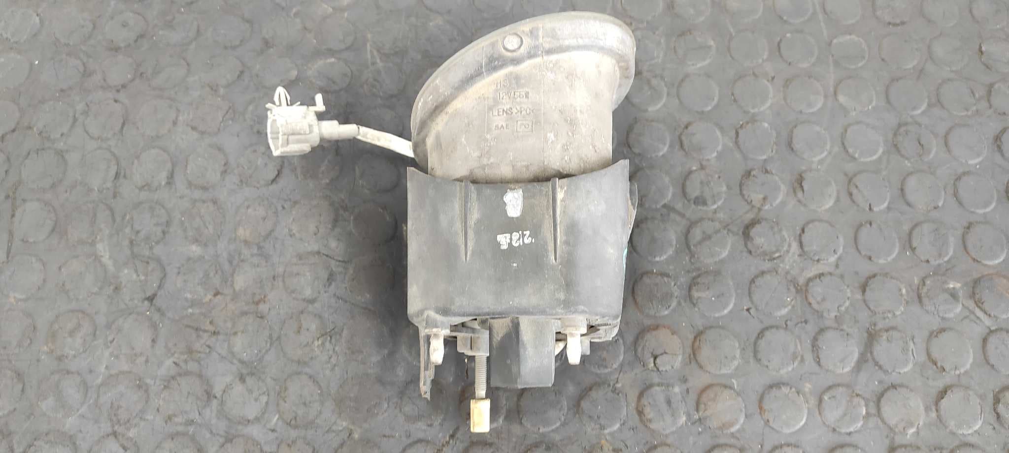 Recambio de FARO ANTINIEBLA IZQUIERDO para NISSAN X-TRAIL (T30) 2.0 16V CAT QR20DE referencia OEM IAM 9922350002   - CHAMPAGNE 3