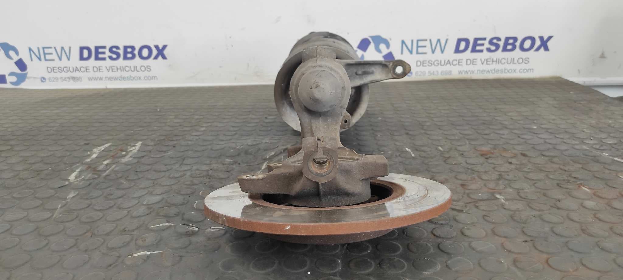 Recambio de MANGUETA DELANTERA DERECHA para PEUGEOT 106 (S1) Kid VJZ referencia OEM IAM    - VERDE 5