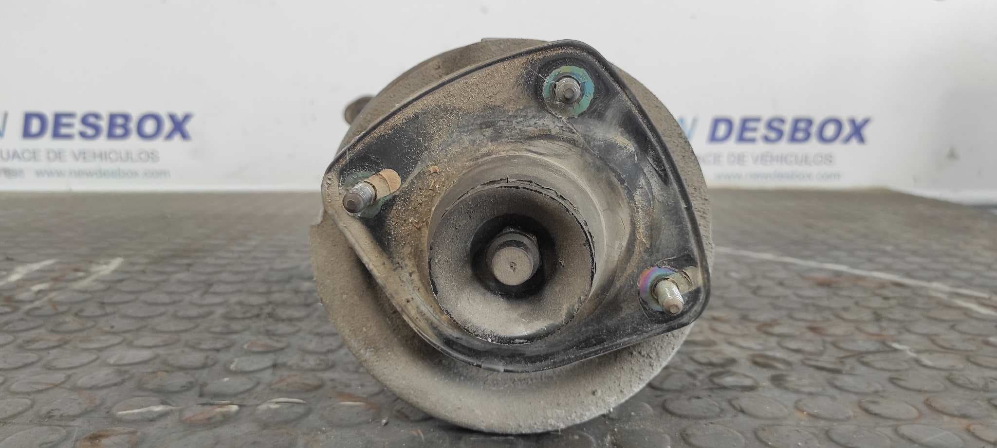 Recambio de MANGUETA DELANTERA DERECHA para PEUGEOT 106 (S1) Kid VJZ referencia OEM IAM    - VERDE 4