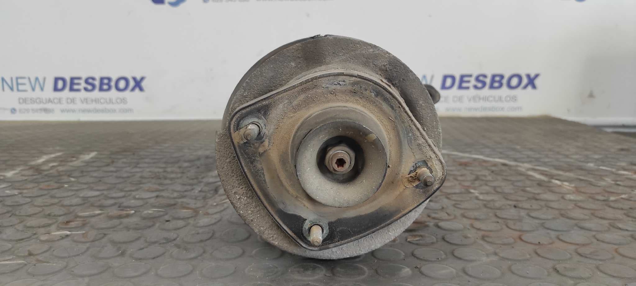 Recambio de MANGUETA DELANTERA IZQUIERDA para PEUGEOT 106 (S1) Kid VJZ referencia OEM IAM    - VERDE 4