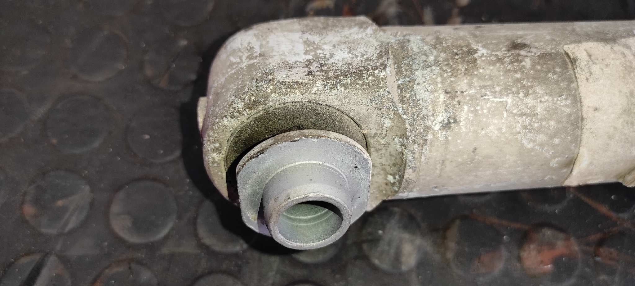 Recambio de AMORTIGUADOR TRASERO IZQUIERDO para BMW SERIE 5 BERLINA (E39) 525d M57256D1 referencia OEM IAM 814903557168   - DORADO 4