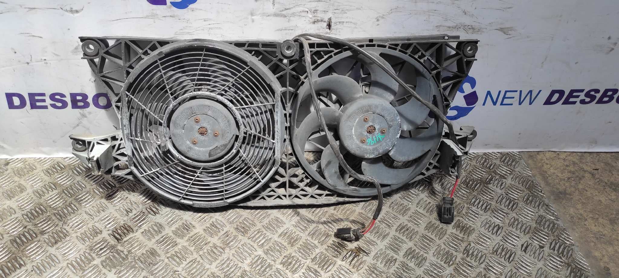Recambio de ELECTROVENTILADOR para MERCEDES-BENZ VITO MIXTO 06.2003 -> 111  CDI  Compacto  (639.601) 646982 referencia OEM IAM A0015005293   - BLANCO