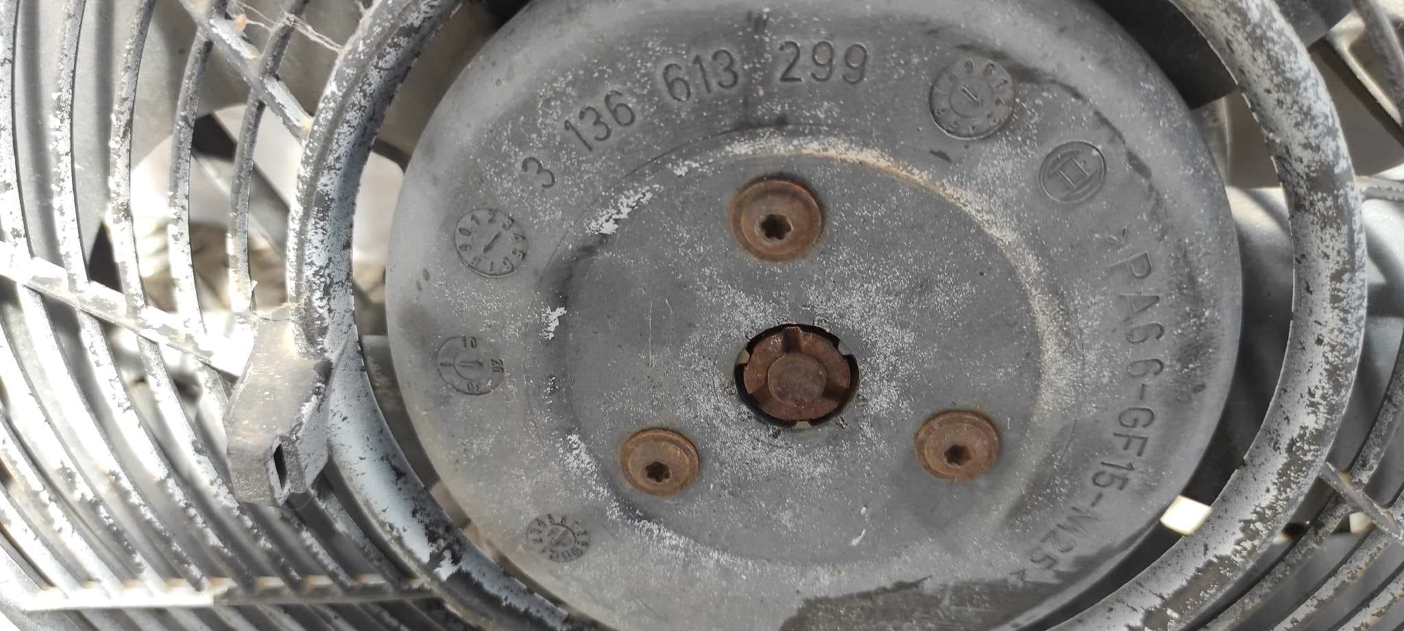 Recambio de ELECTROVENTILADOR para MERCEDES-BENZ VITO MIXTO 06.2003 -> 111  CDI  Compacto  (639.601) 646982 referencia OEM IAM A0015005293   - BLANCO 7