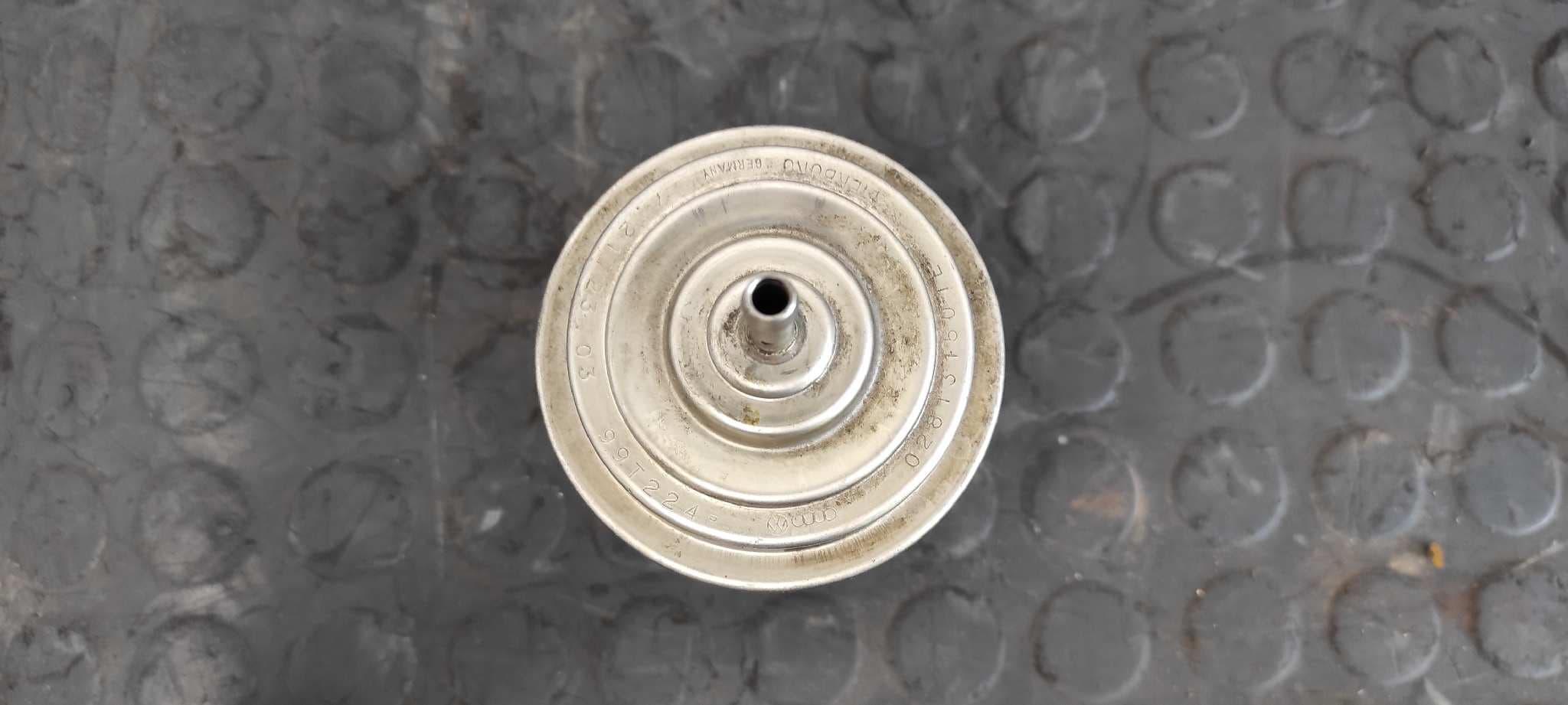 Recambio de VALVULA EGR para VOLKSWAGEN PASSAT BERLINA (3B2) * AHU referencia OEM IAM 028131501E   - AZUL 3