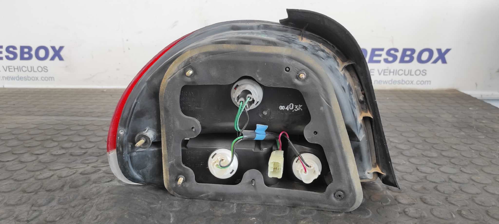 Recambio de PILOTO TRASERO DERECHO para HYUNDAI ACCENT (X3) 1.3 12V CAT G4EH referencia OEM IAM 92402225   - BLANCO 5