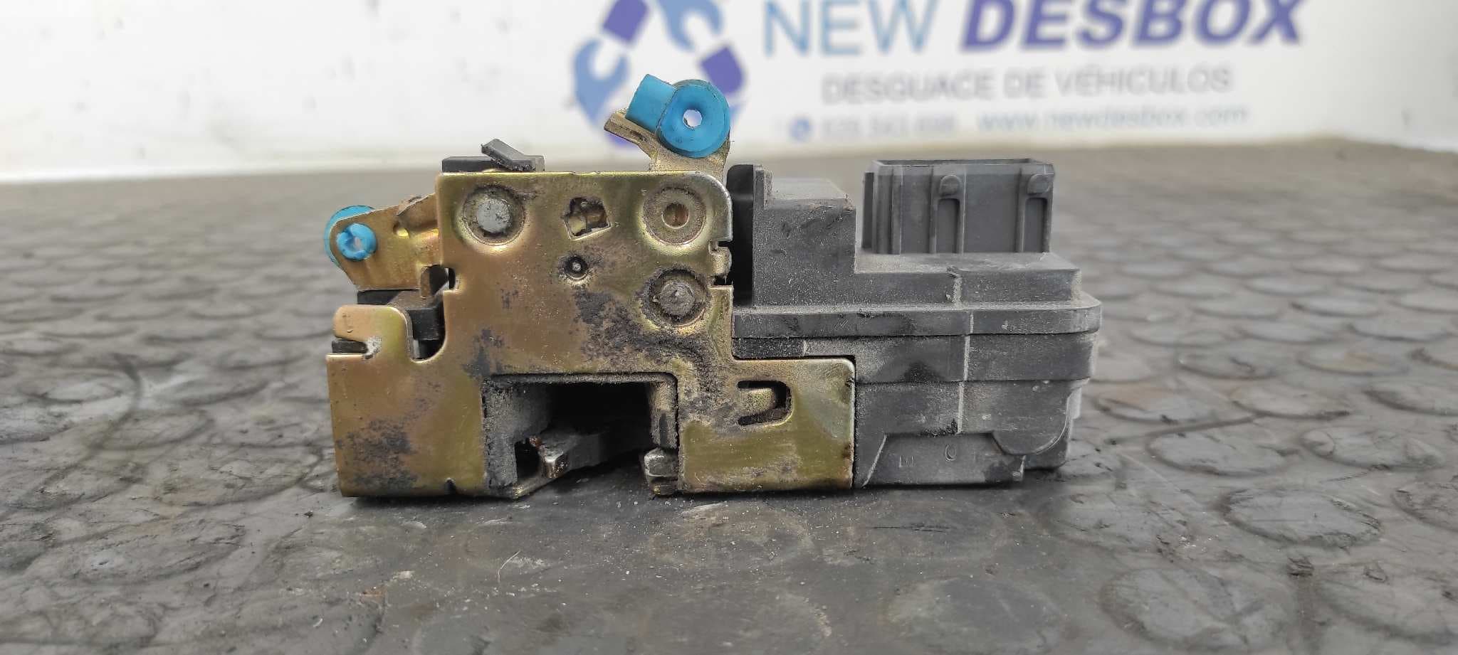 Recambio de CERRADURA PUERTA DELANTERA DERECHA para PEUGEOT PARTNER (S1) Break WJYDW8B referencia OEM IAM    - BLANCO 4