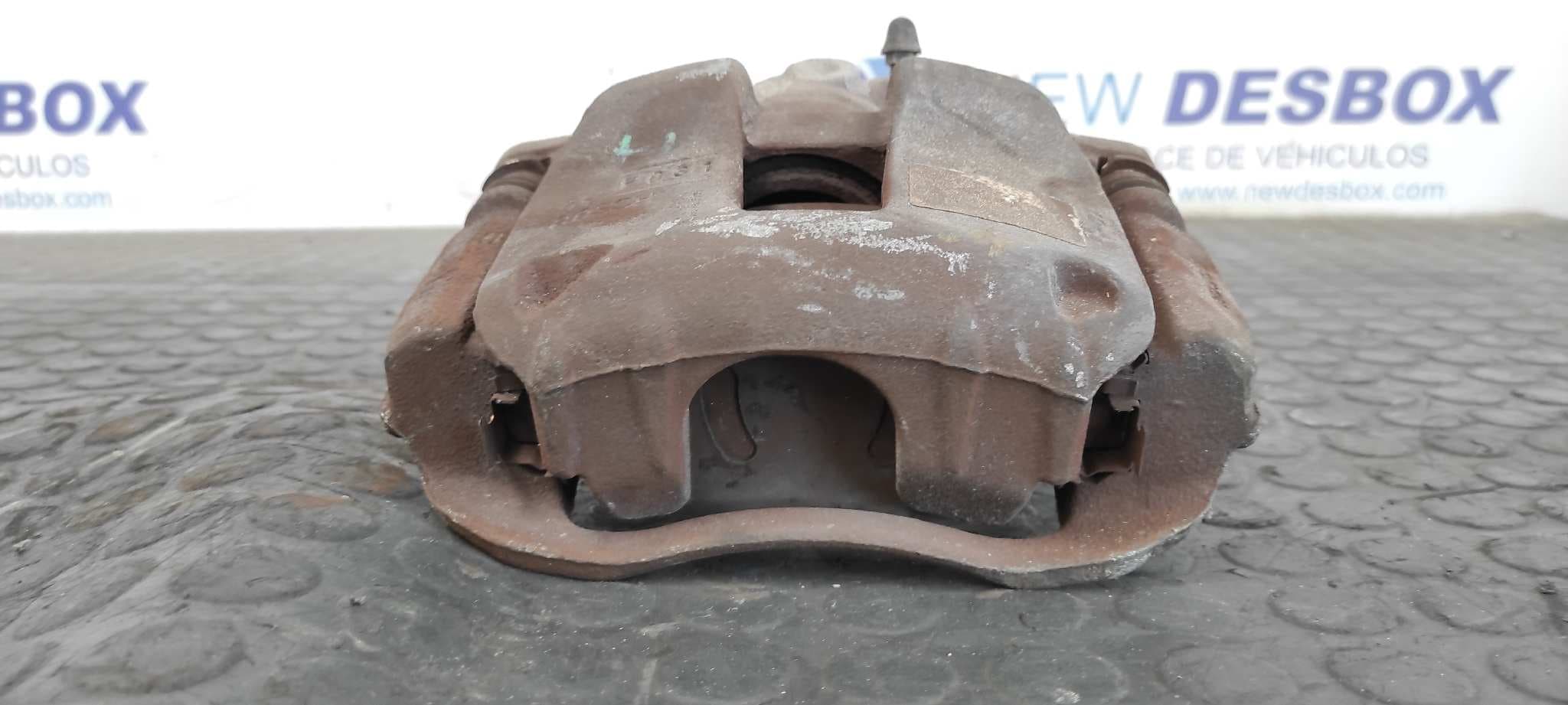 Recambio de PINZA DE FRENO DELANTERA IZQUIERDA para CITROEN XSARA PICASSO 9HY referencia OEM IAM BOSCH  F031 34   - GRIS 7