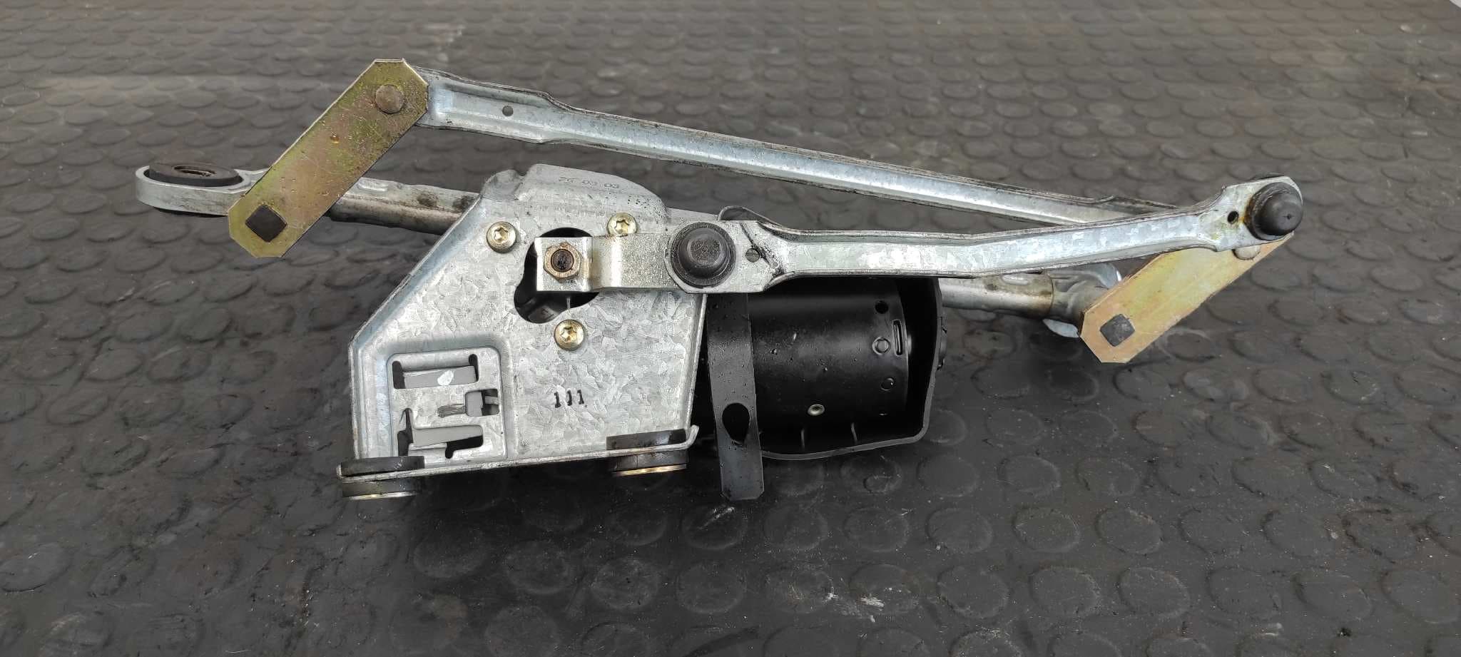 Recambio de MOTOR LIMPIA DELANTERO para RENAULT SCENIC RX4 (JA0) 1.9 dCi Diesel CAT F9Q732 referencia OEM IAM 0390241379   - VERDE 4