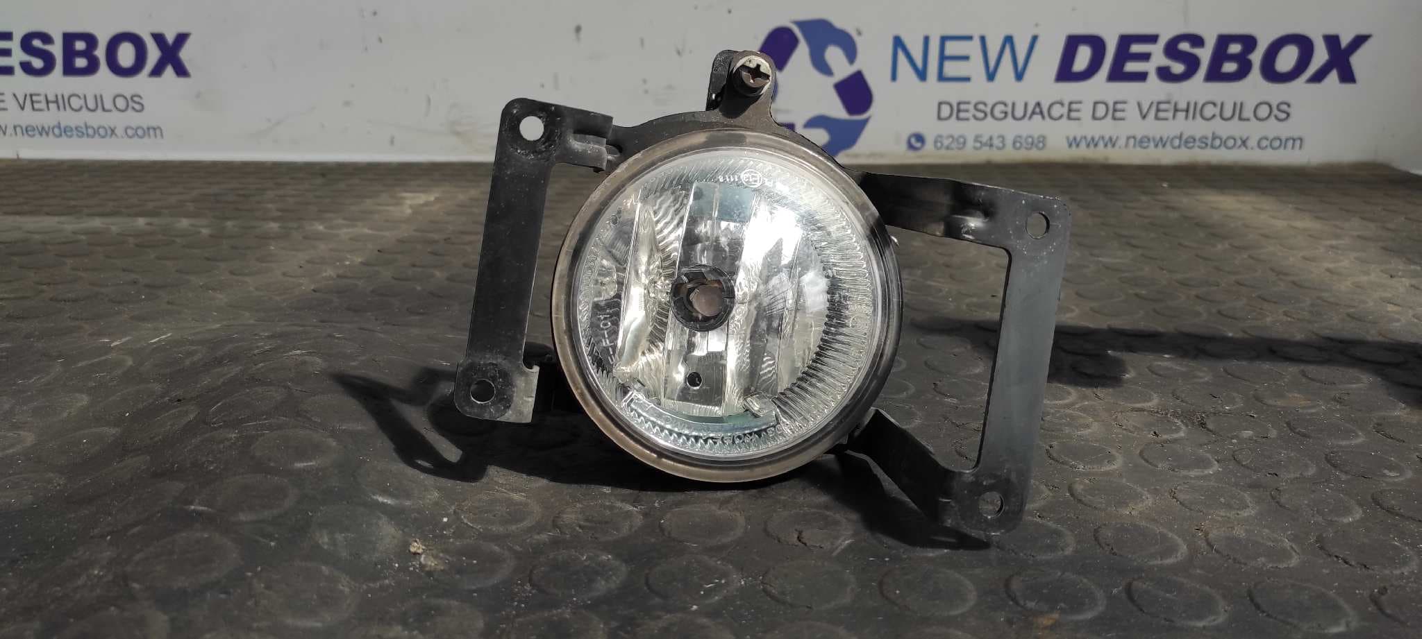 Recambio de FARO ANTINIEBLA IZQUIERDO para HYUNDAI TUCSON (JM) 2.0 CRDi Comfort (4WD) D4EA referencia OEM IAM 1011503   - AZUL