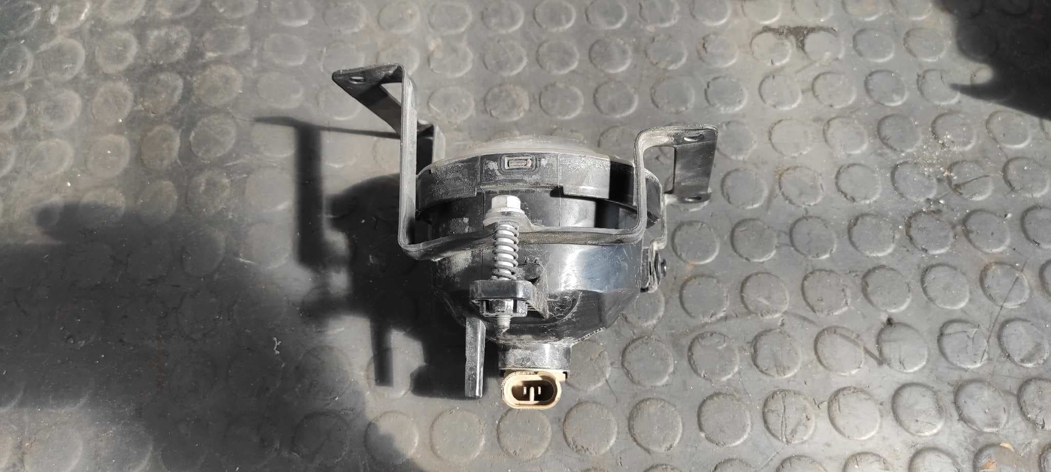 Recambio de FARO ANTINIEBLA IZQUIERDO para HYUNDAI TUCSON (JM) 2.0 CRDi Comfort (4WD) D4EA referencia OEM IAM 1011503   - AZUL 3