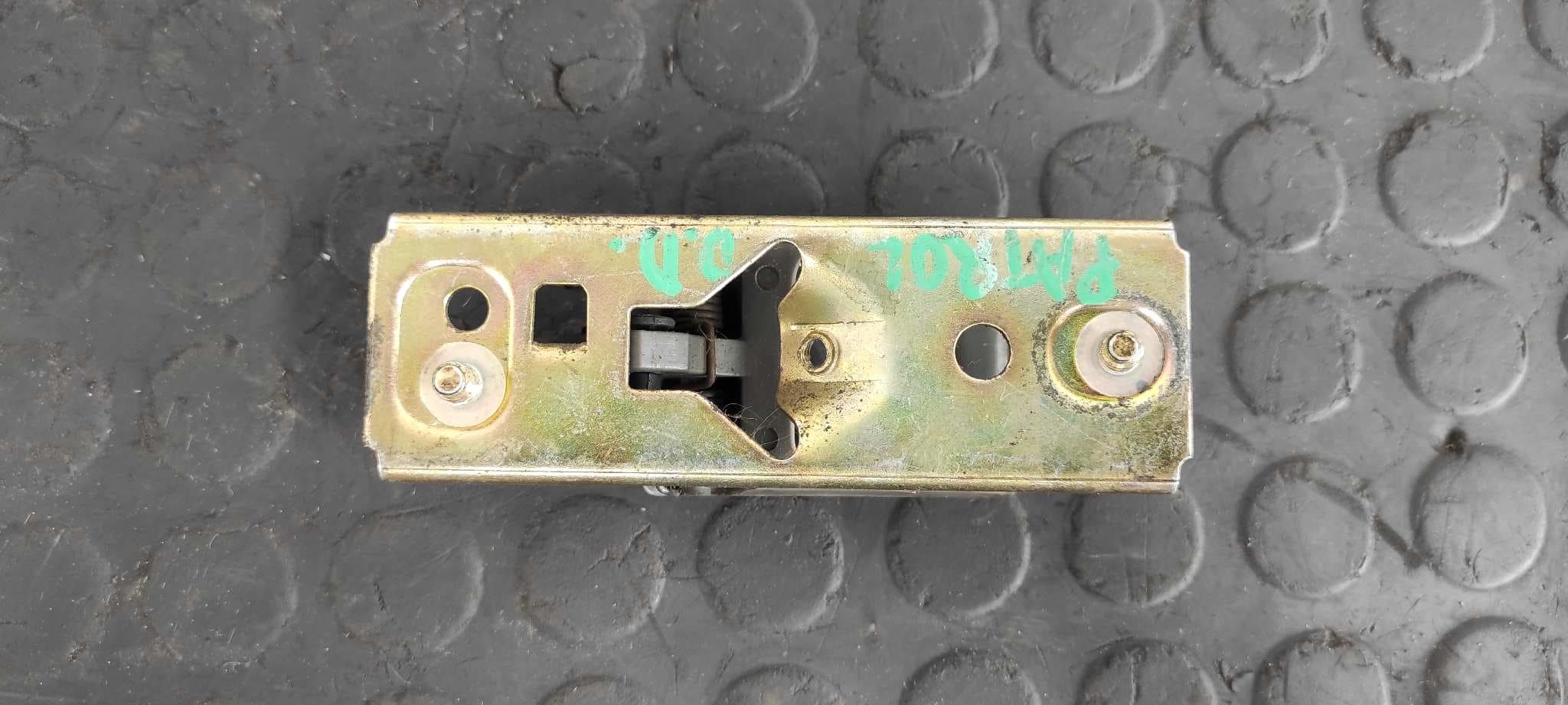 Recambio de MANETA INTERIOR DELANTERA DERECHA para NISSAN PATROL (K/W160) referencia OEM IAM 4