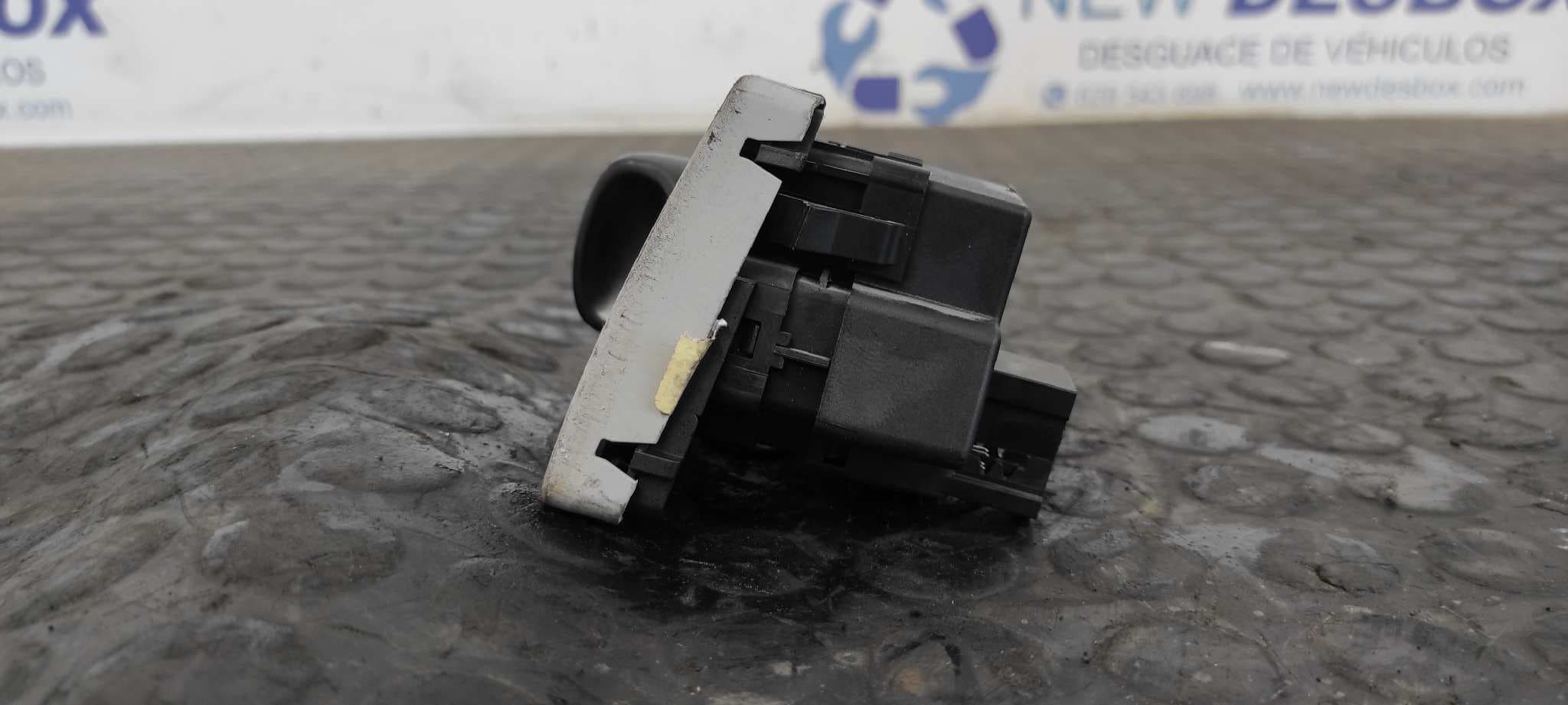 Recambio de MANDO LUCES para MERCEDES-BENZ CLASE CL (W215) COUPE 500 (215.375) M113960 referencia OEM IAM 2155450304   - NEGRO 8