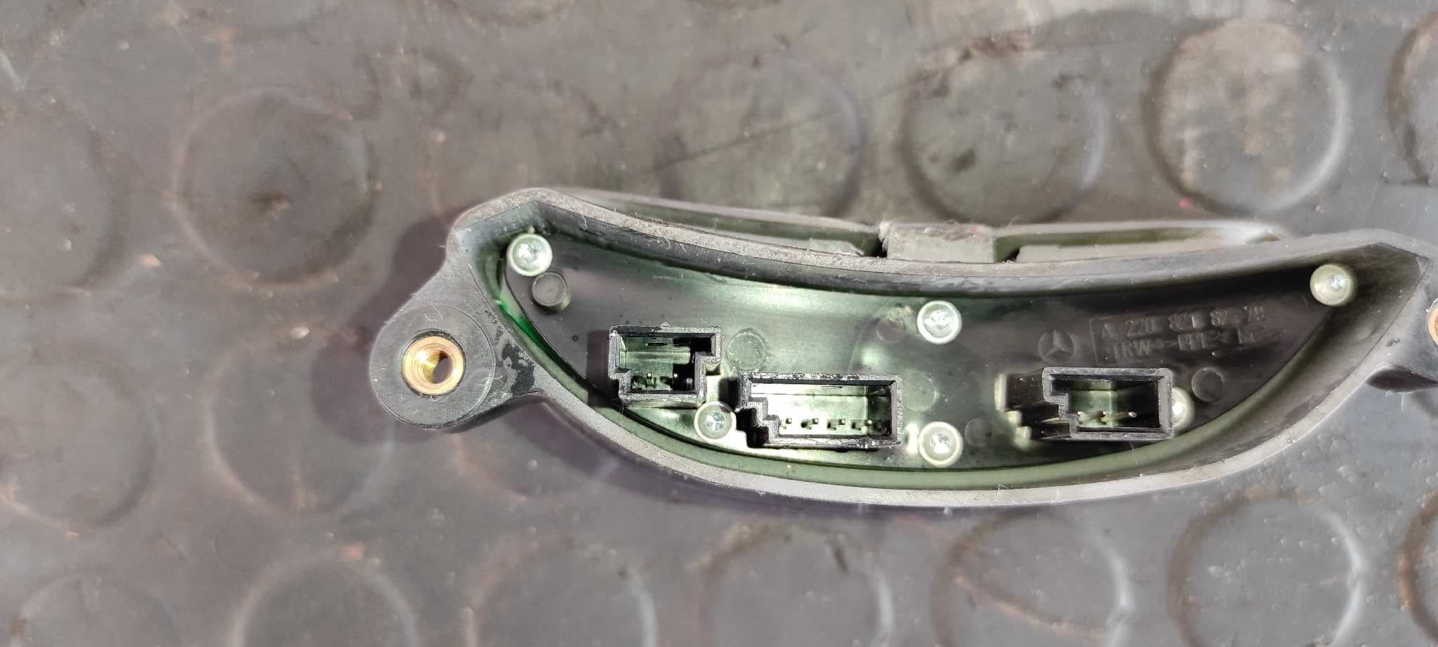 Recambio de MANDO VOLANTE para MERCEDES-BENZ CLASE CL (W215) COUPE 500 (215.375) M113960 referencia OEM IAM A2208218279   - NEGRO 2