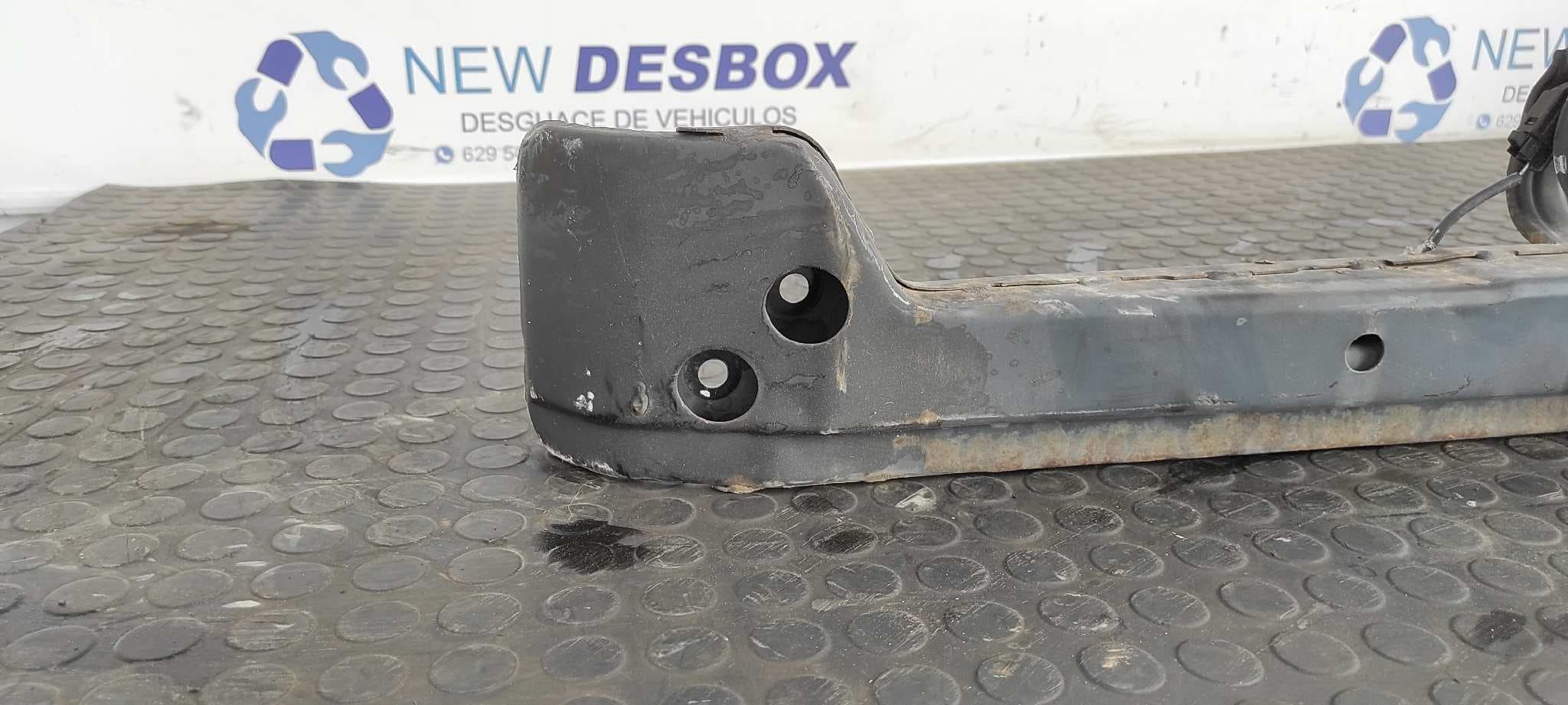 Recambio de REFUERZO PARAGOLPES DELANTERO para TOYOTA RAV 4 (A2) 1AZFE referencia OEM IAM    - GRIS PLATA 6