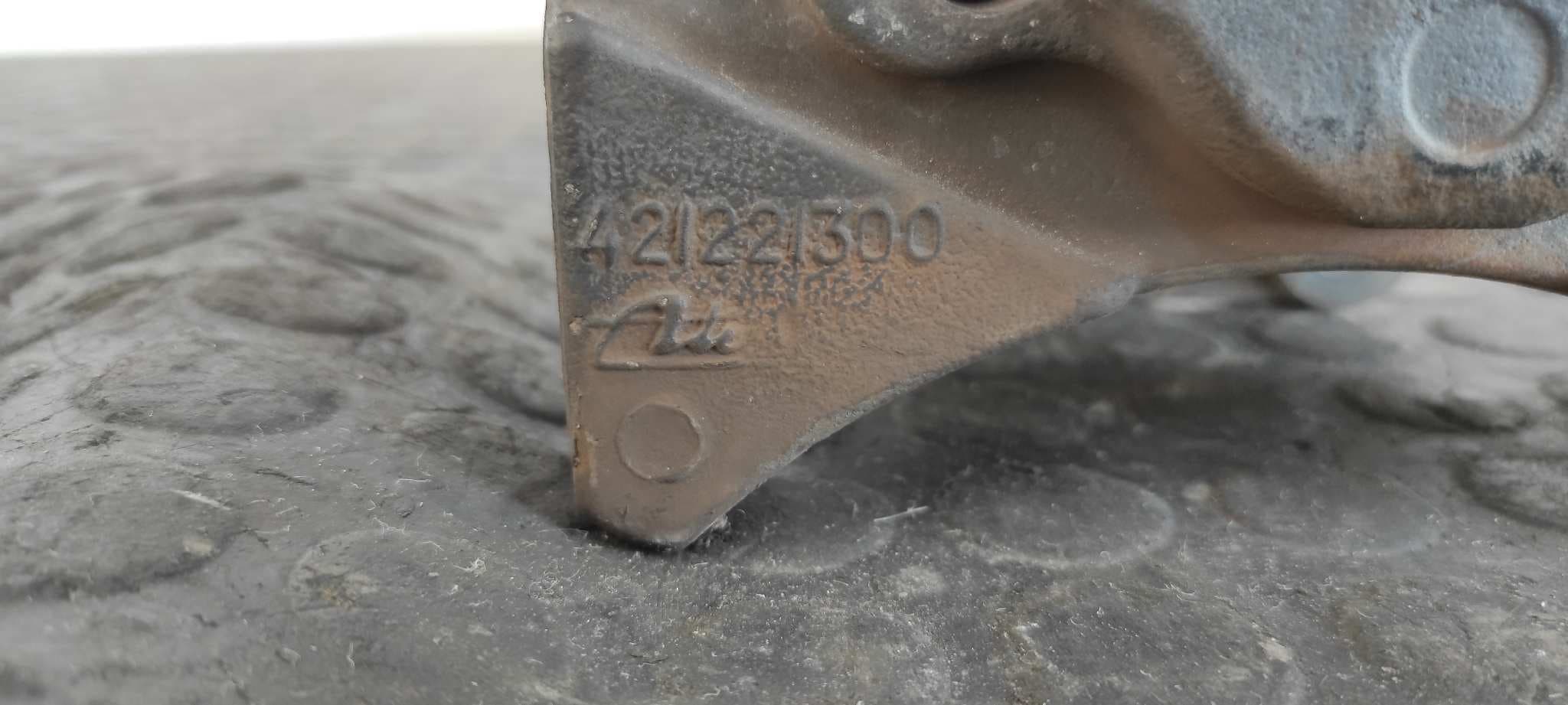 Recambio de PINZA DE FRENO TRASERA DERECHA para MERCEDES-BENZ CLASE CL (W215) COUPE 500 (215.375) M113960 referencia OEM IAM 4222300   - NEGRO 3