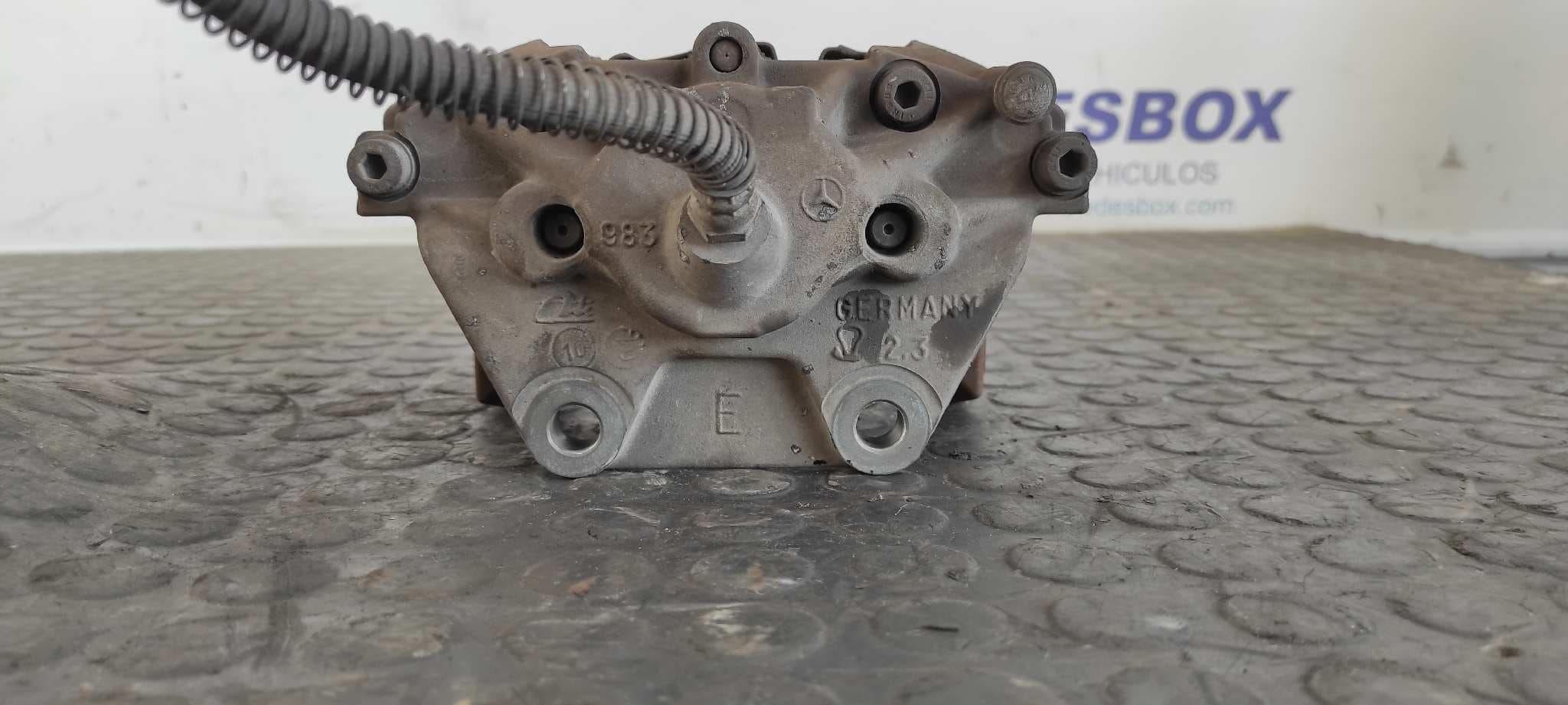 Recambio de PINZA DE FRENO TRASERA IZQUIERDA para MERCEDES-BENZ CLASE CL (W215) COUPE 500 (215.375) M113960 referencia OEM IAM 4222300   - NEGRO 4