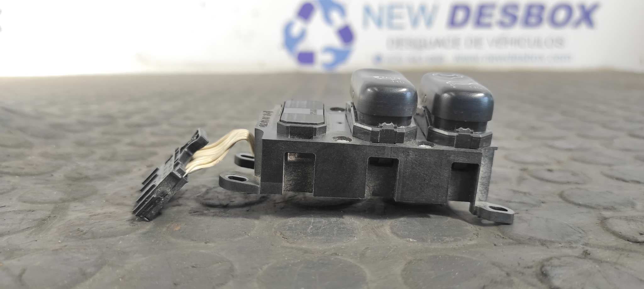 Recambio de MANDO MULTIFUNCION para MERCEDES-BENZ CLASE CL (W215) COUPE 500 (215.375) M113960 referencia OEM IAM 2158201510   - NEGRO 4