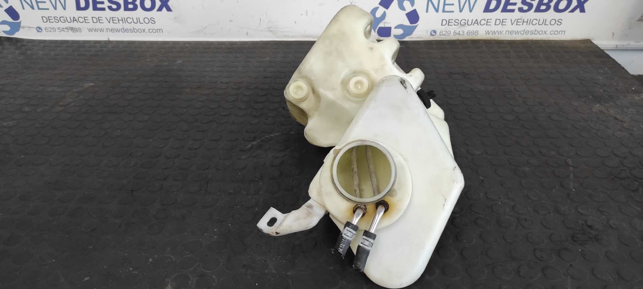Recambio de DEPOSITO LIMPIA para MERCEDES-BENZ CLASE CL (W215) COUPE 500 (215.375) M113960 referencia OEM IAM 2208690020   - NEGRO 5