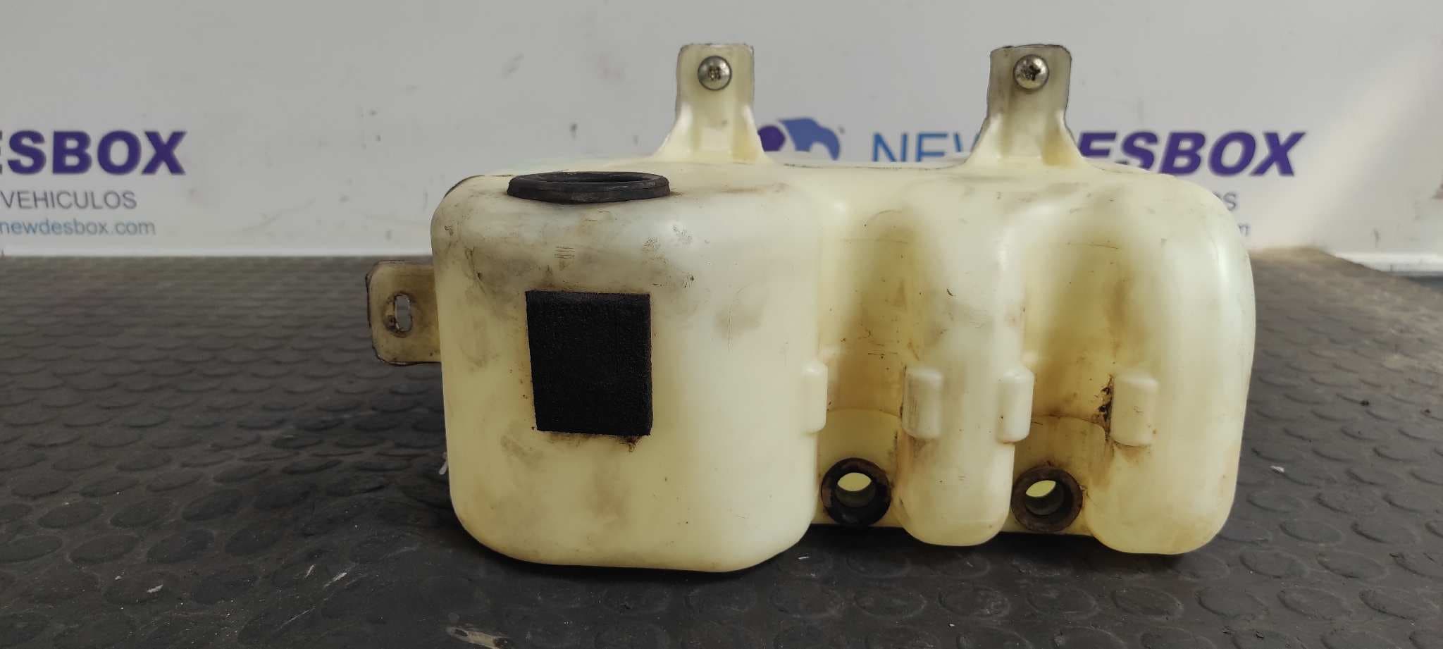 Recambio de DEPOSITO LIMPIA para LAND ROVER DISCOVERY (LT) TD5 Trophy 15P referencia OEM IAM TEXTRON   - PLATA