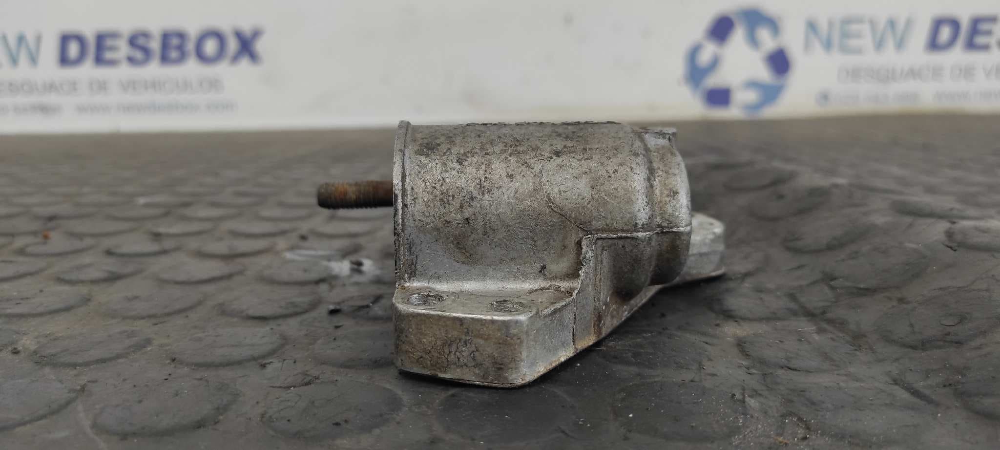 Recambio de DELCO para PORSCHE 924 2.0 M3101 referencia OEM IAM 048905215A 3