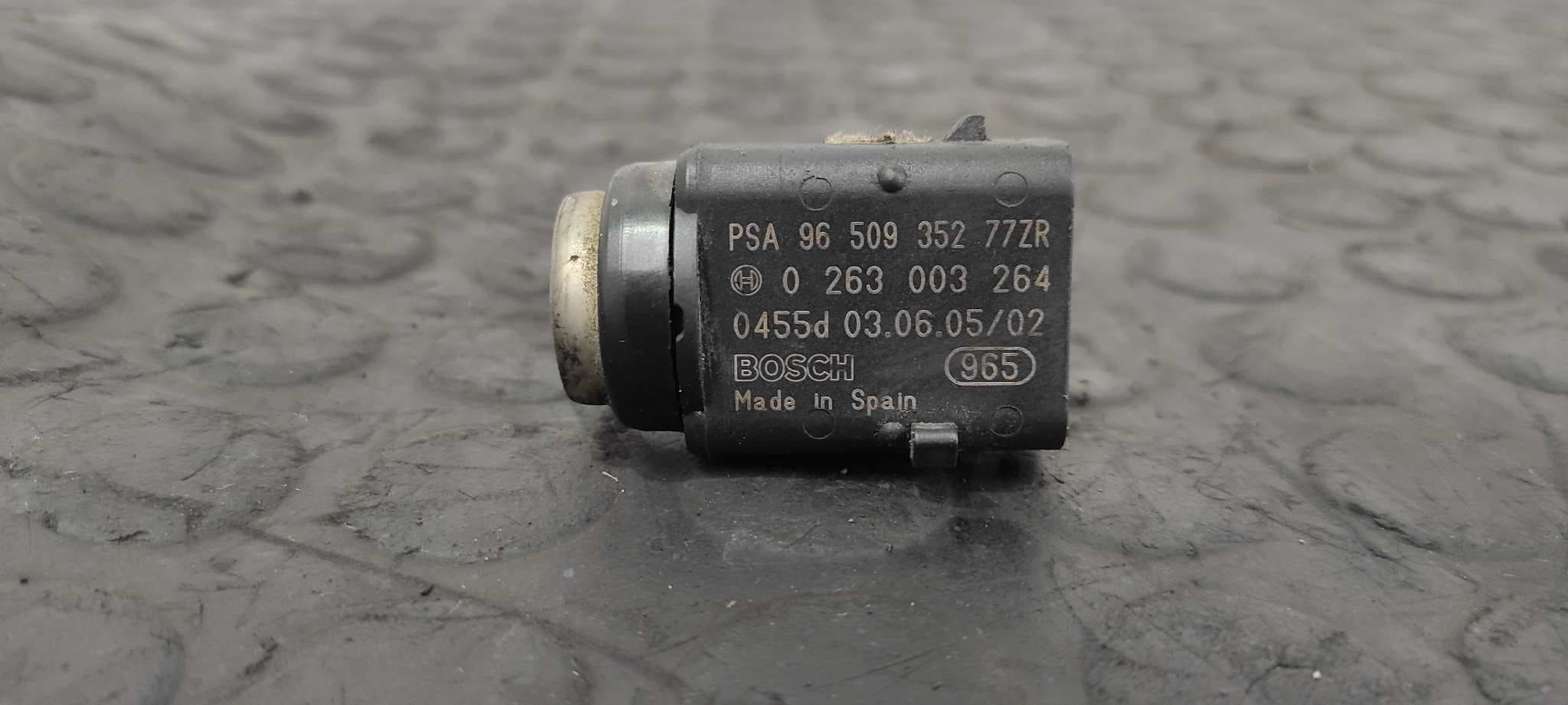 Recambio de SENSOR DE APARCAMIENTO para PEUGEOT 407 ST Sport RHRDW10BTED4 referencia OEM IAM 96509352 77ZR   - PLATA 4
