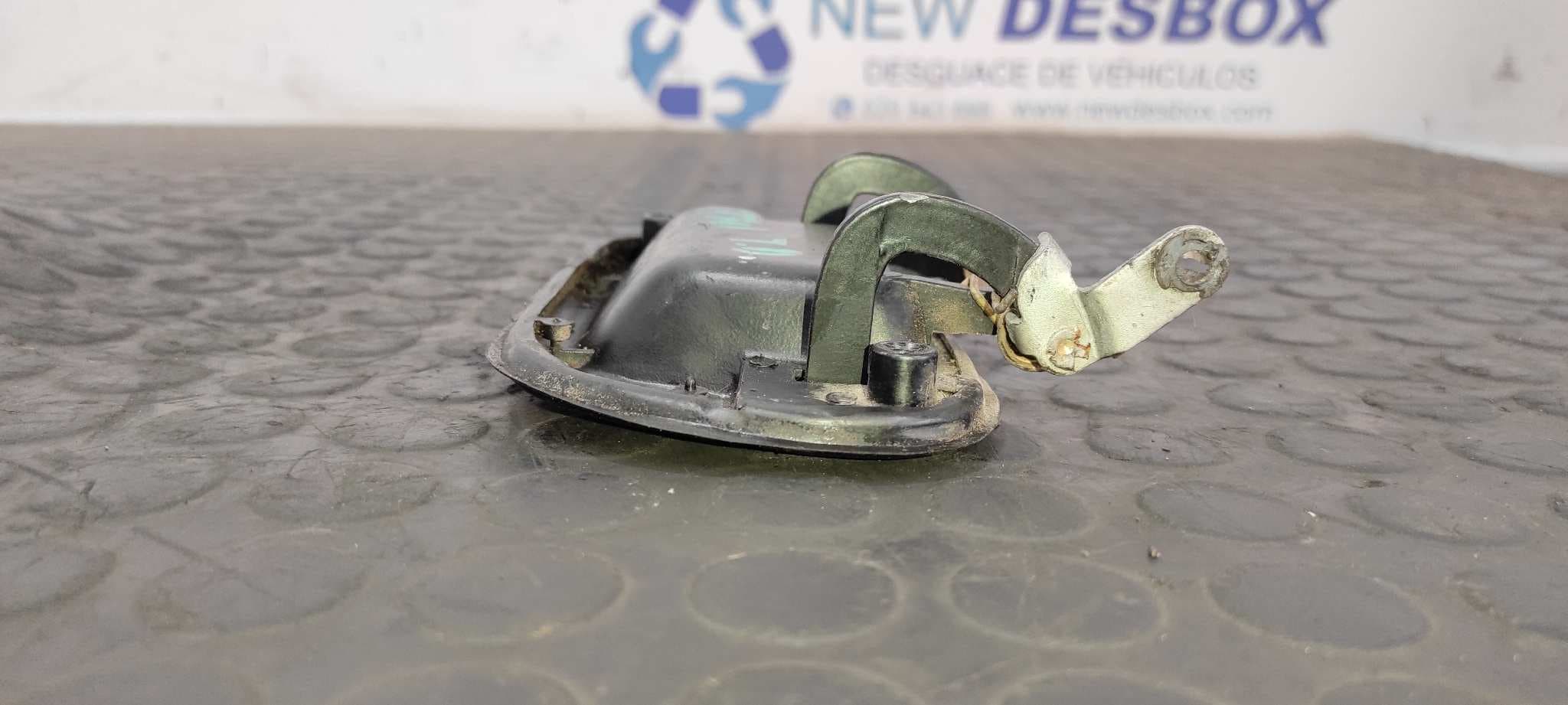 Recambio de MANETA TRASERA DERECHA para SSANGYONG MUSSO 2.3 Turbodiesel CAT referencia OEM IAM    - GRIS 3