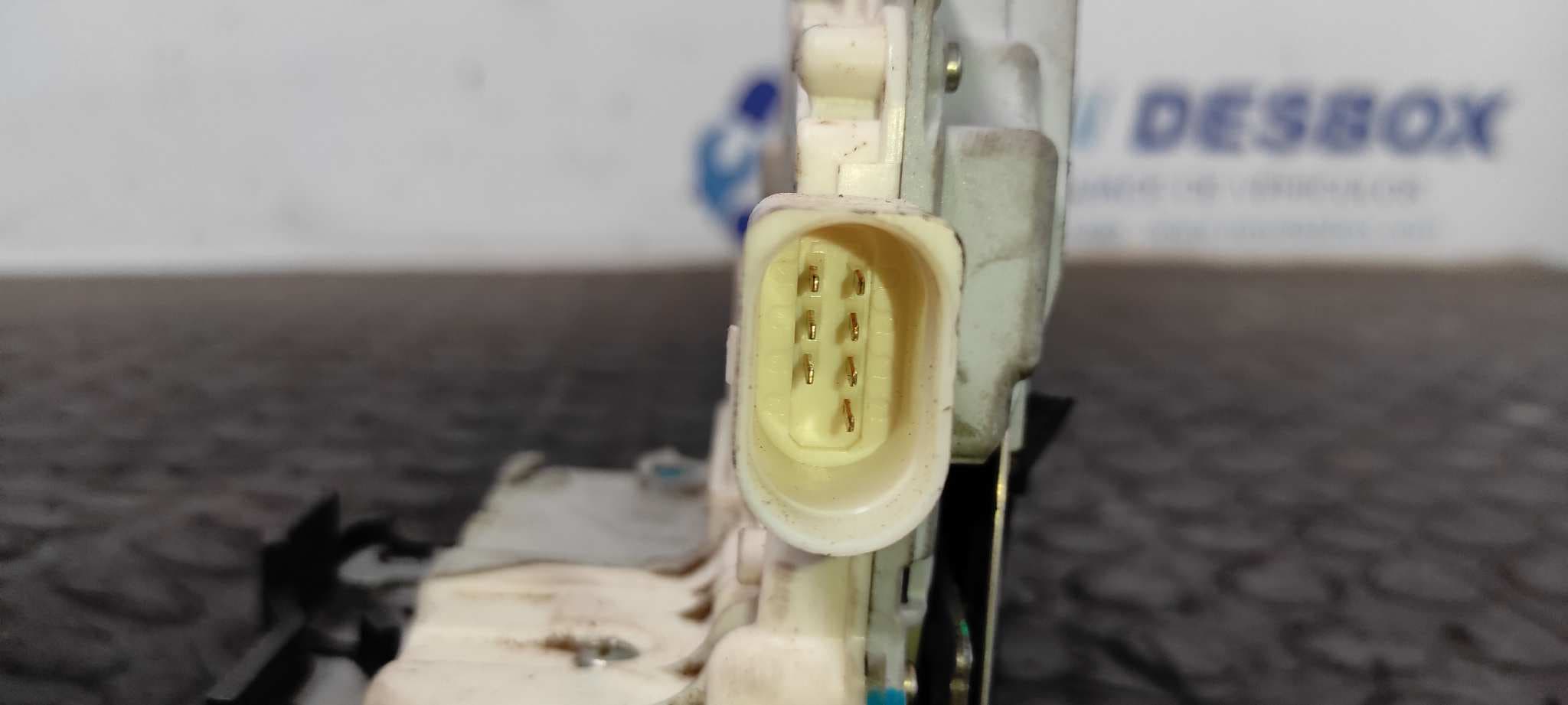 Recambio de CERRADURA PUERTA DELANTERA DERECHA para AUDI A4 AVANT (8E) 2.0 TDI Quattro (DPF) BRE referencia OEM IAM 8E1837016AA   - BLANCO 5