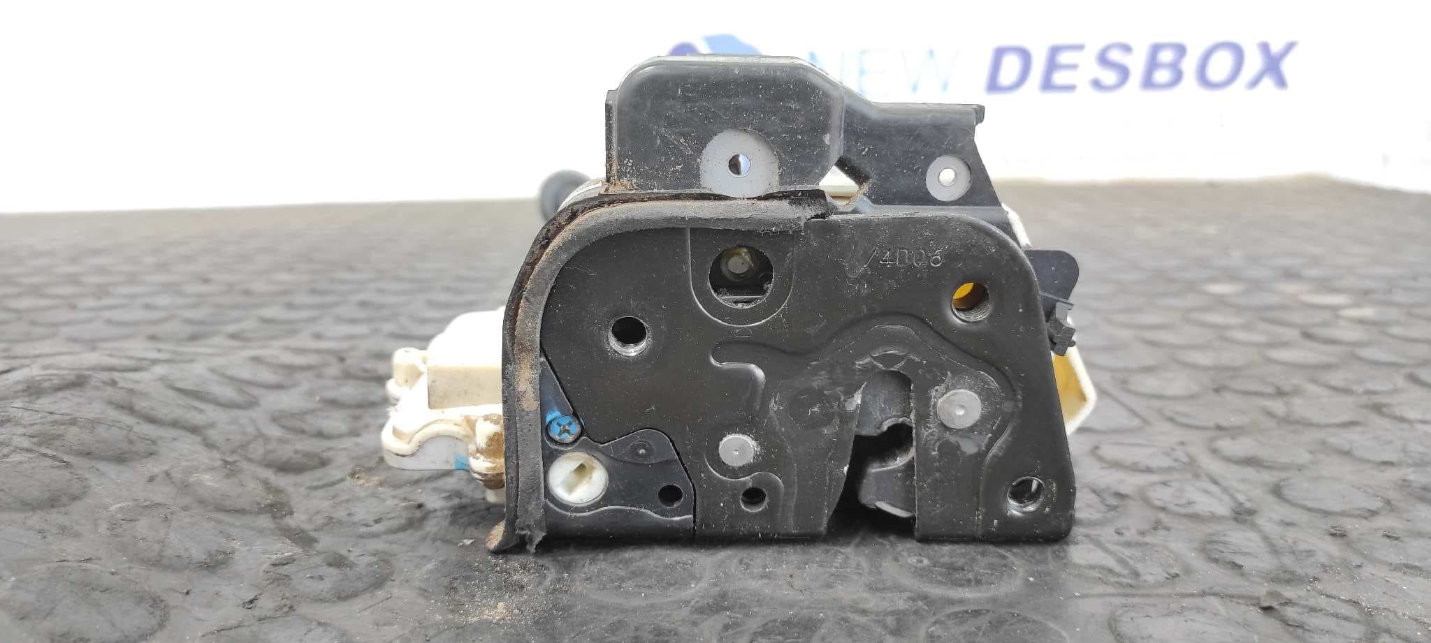 Recambio de CERRADURA PUERTA DELANTERA DERECHA para AUDI A4 AVANT (8E) 2.0 TDI Quattro (DPF) BRE referencia OEM IAM 8E1837016AA   - BLANCO 4