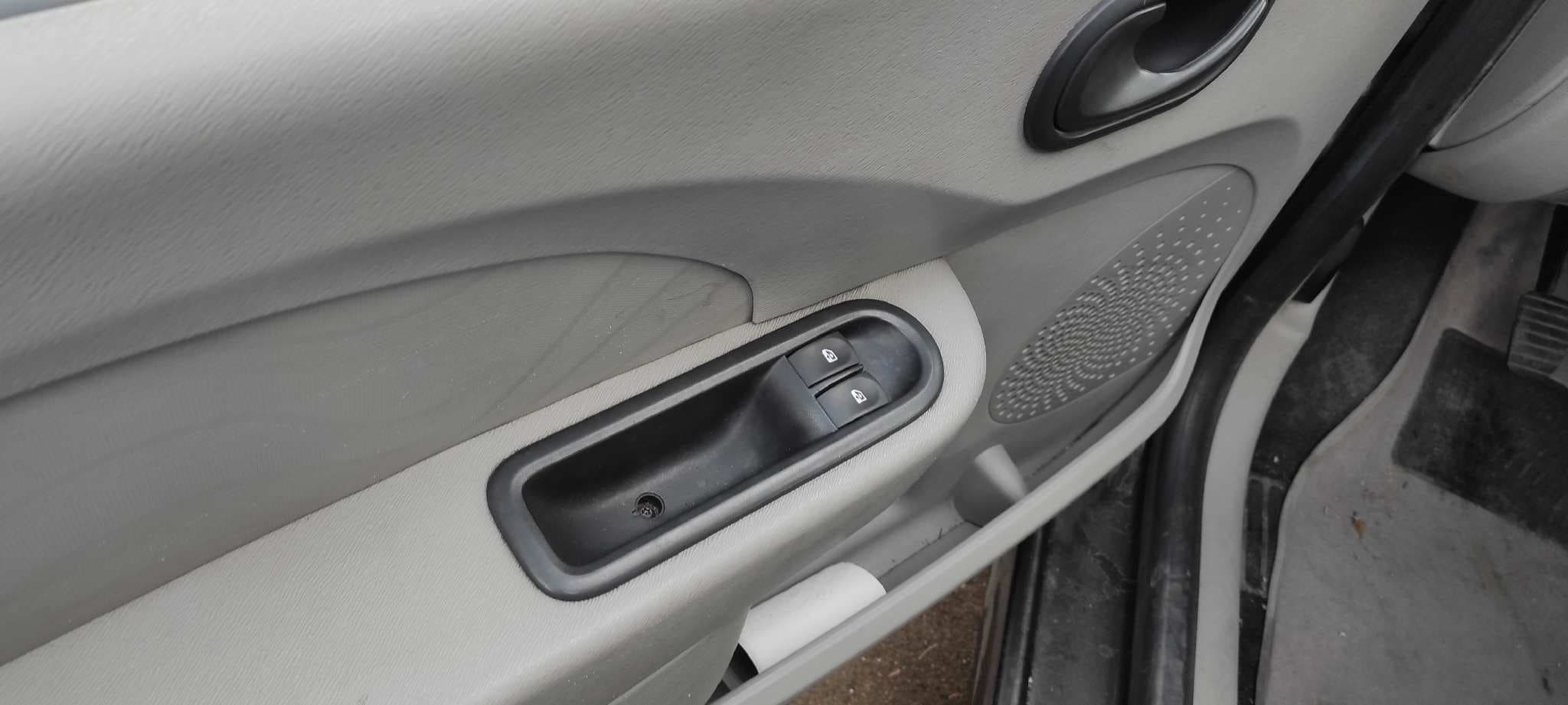 Recambio de PORTON TRASERO para RENAULT TWINGO Societe D7F referencia OEM IAM 901002269R  - NEGRO 10